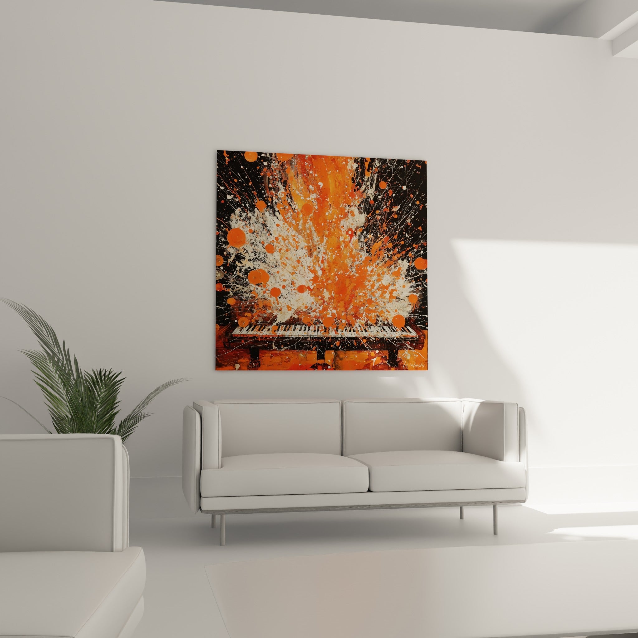 Touches de piano noyées d'éclaboussures orange et crème au-dessus d'un canapé dans un salon lumineux