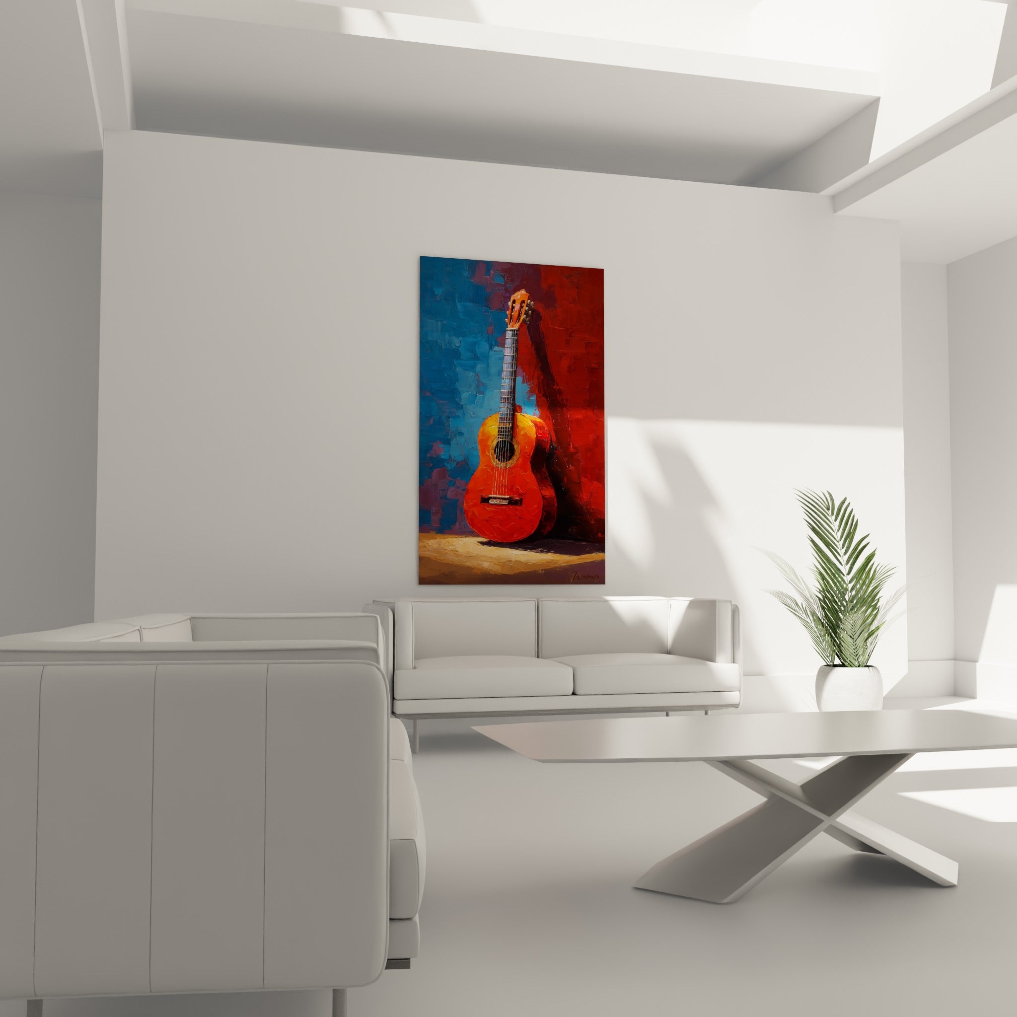 Caisse de résonance orange et manche anthracite contrastant avec un fond bleu, au-dessus d'un canapé dans un salon lumineux