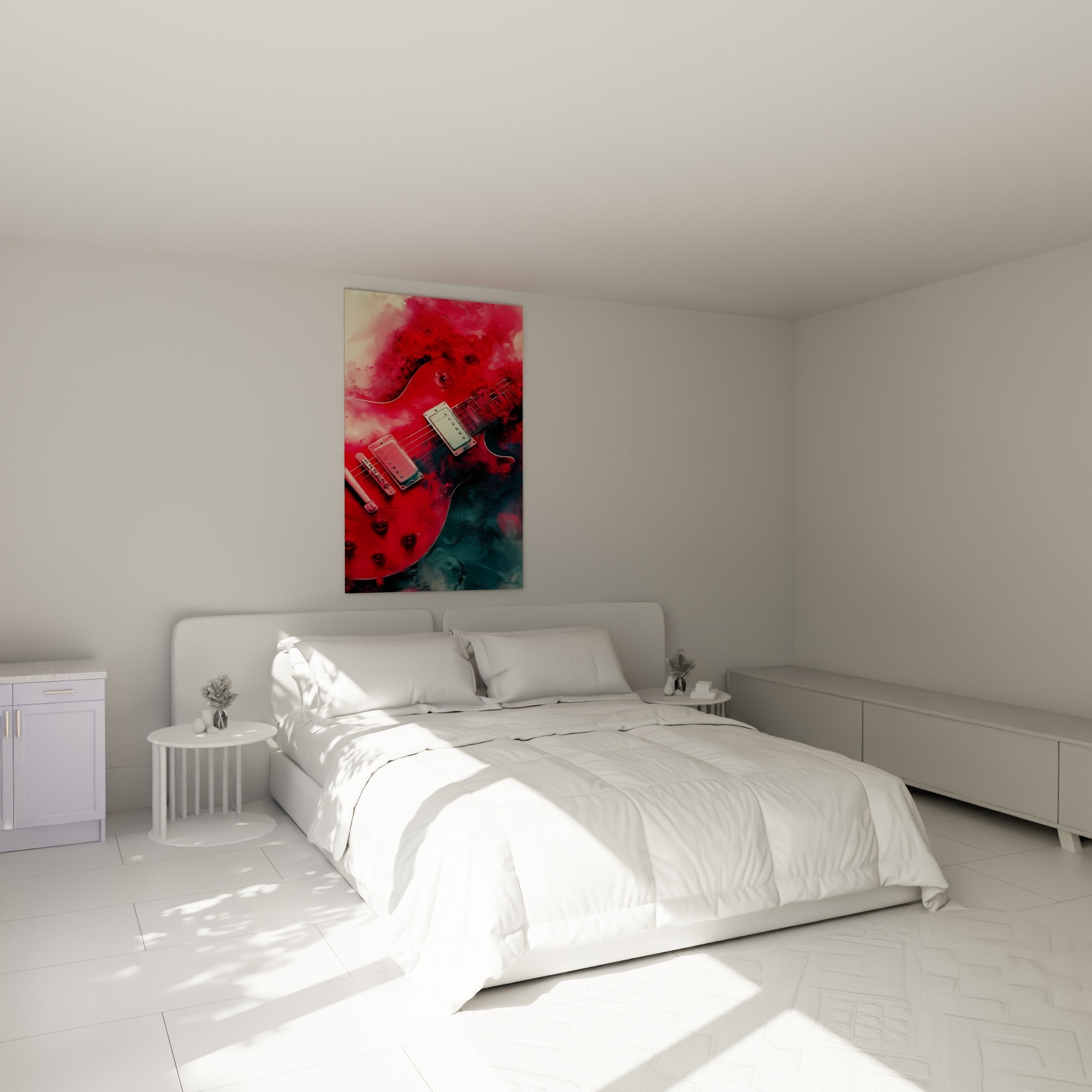 Instrument à cordes rouge vif et bleu profond, accroché au-dessus d'un lit dans une chambre claire