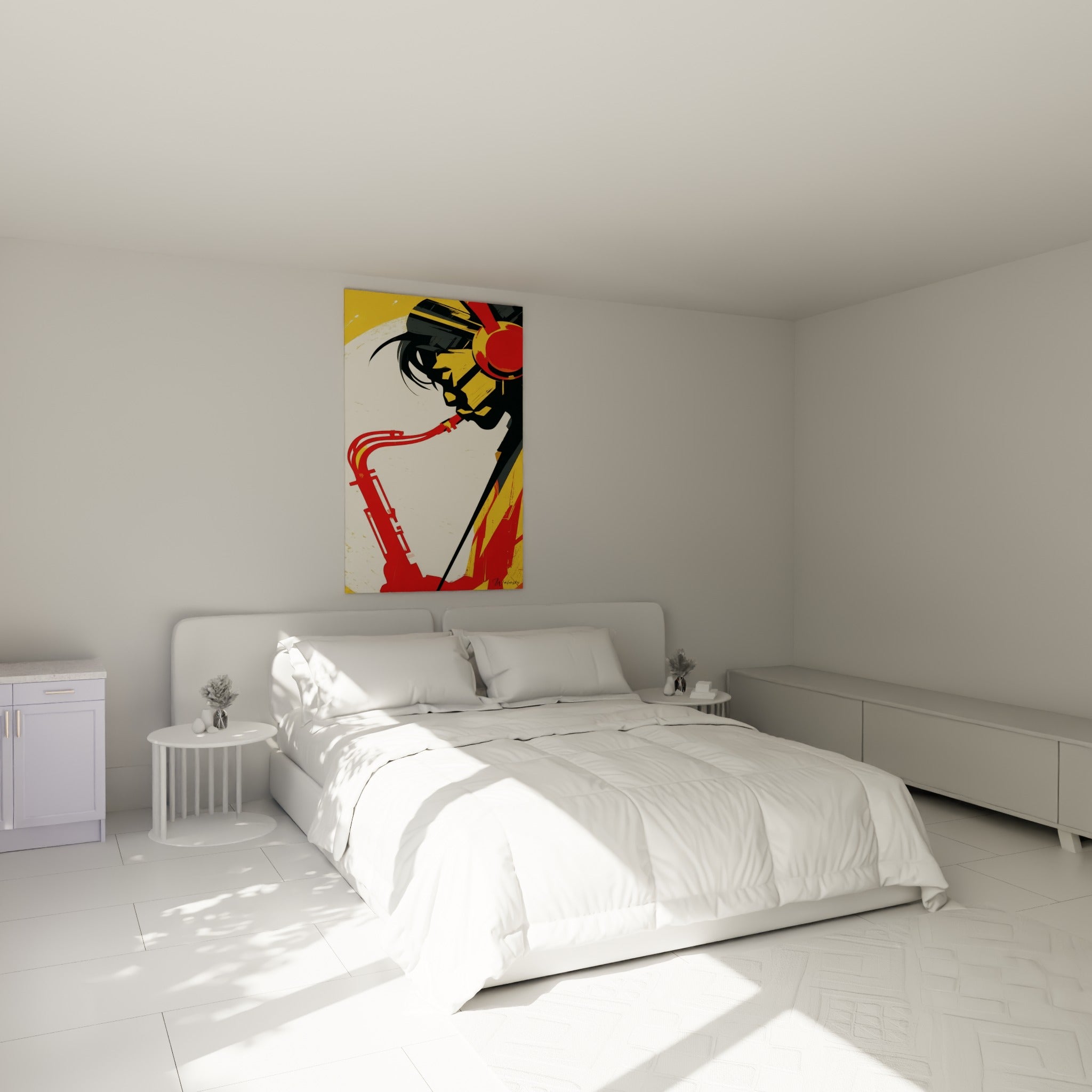 Musicien au saxophone rouge vif sur fond jaune, accroché au-dessus d'un lit dans une chambre claire