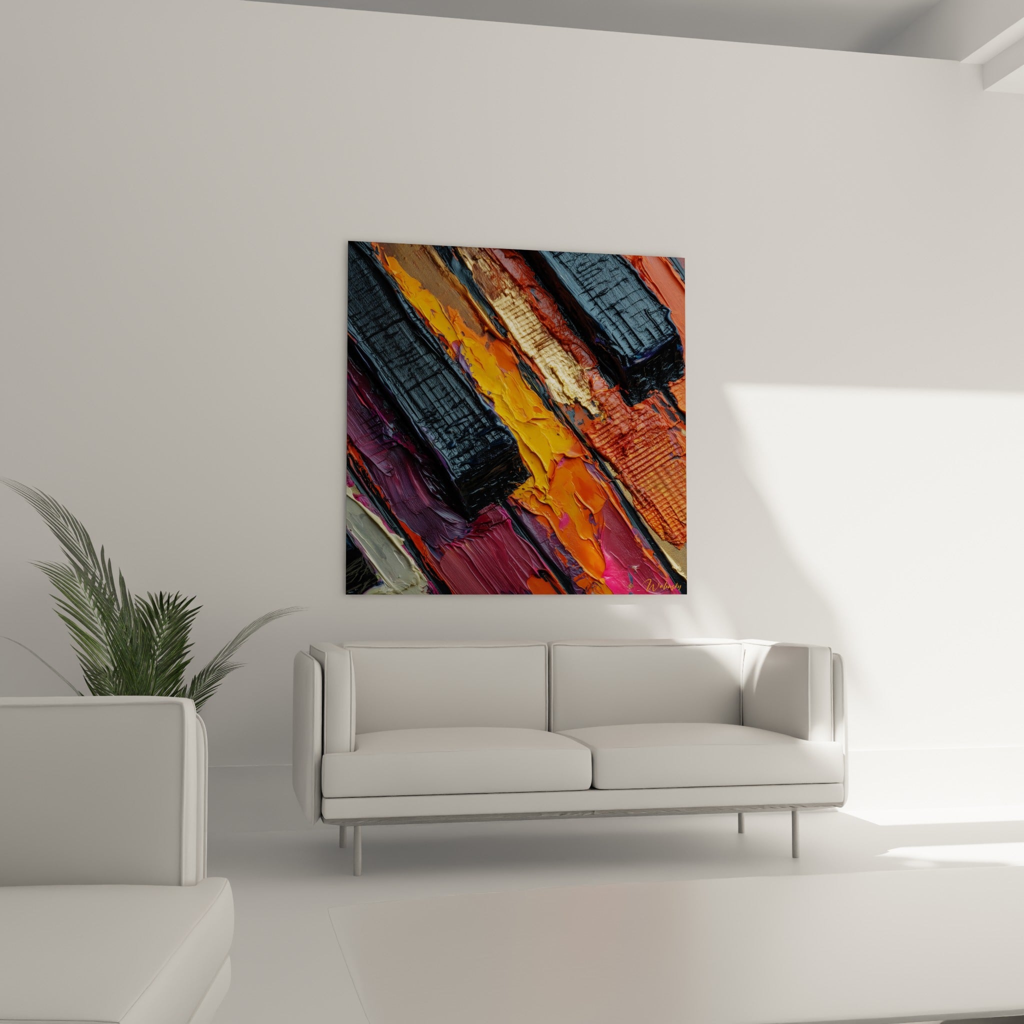 Musique en reliefs noirs et orange fauve texturés, disposée au-dessus d'un canapé dans un salon lumineux