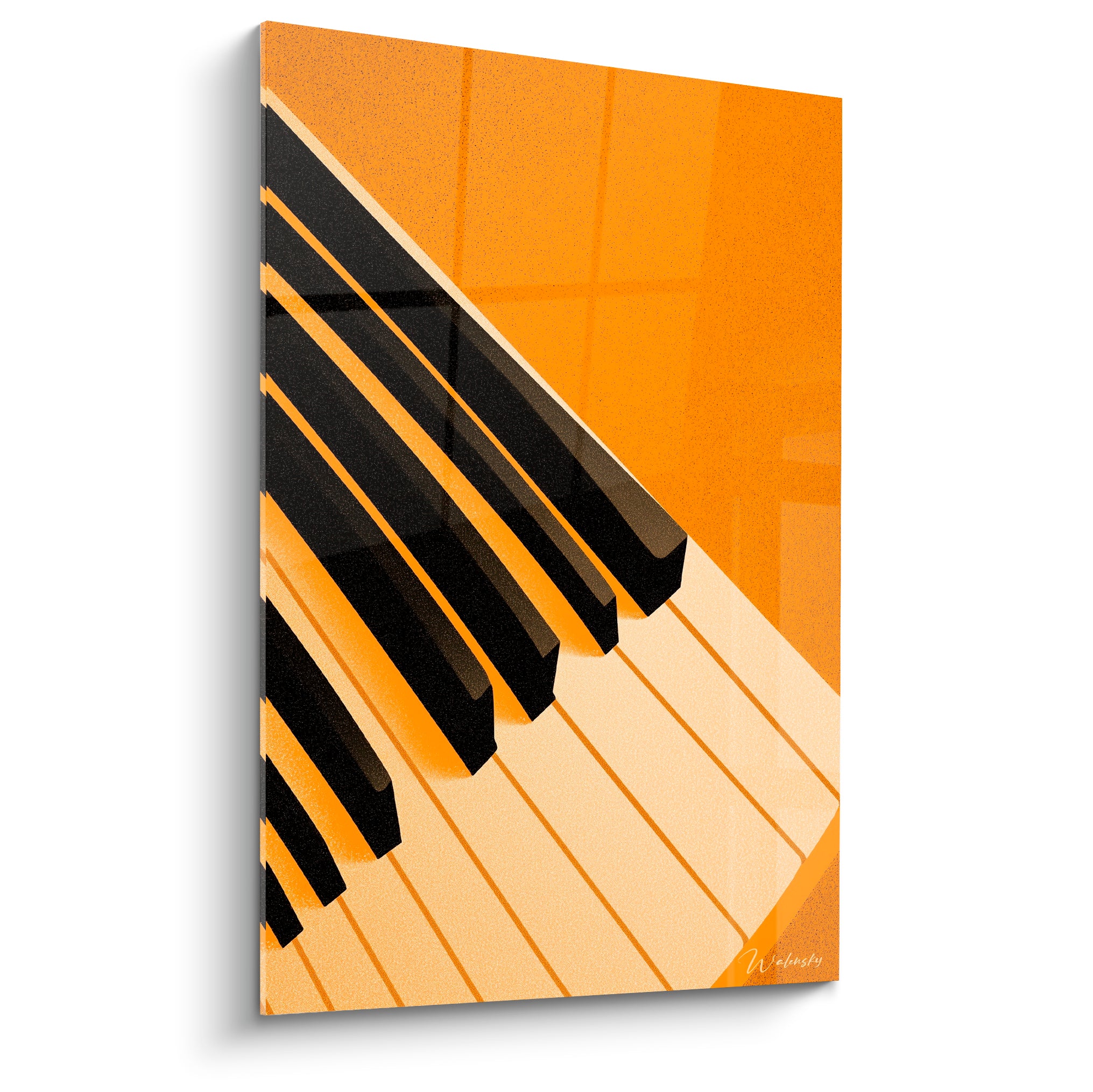 Clavier de piano en diagonale, touches noires et ivoire sur fond ambre doré texturé