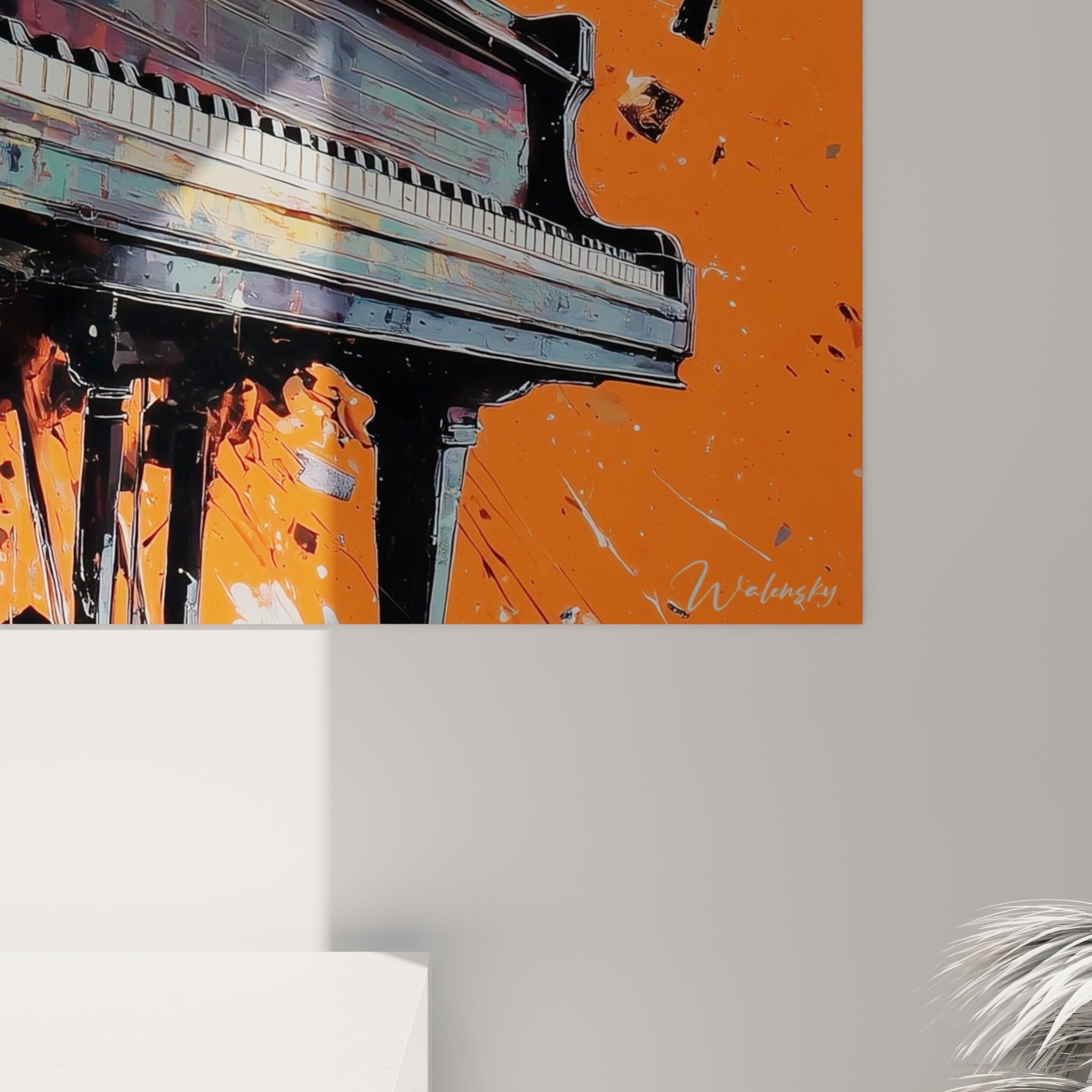 Détail des éclats gris et blancs sur fond orange, matière picturale dense où les touches noires se mêlent au chaos