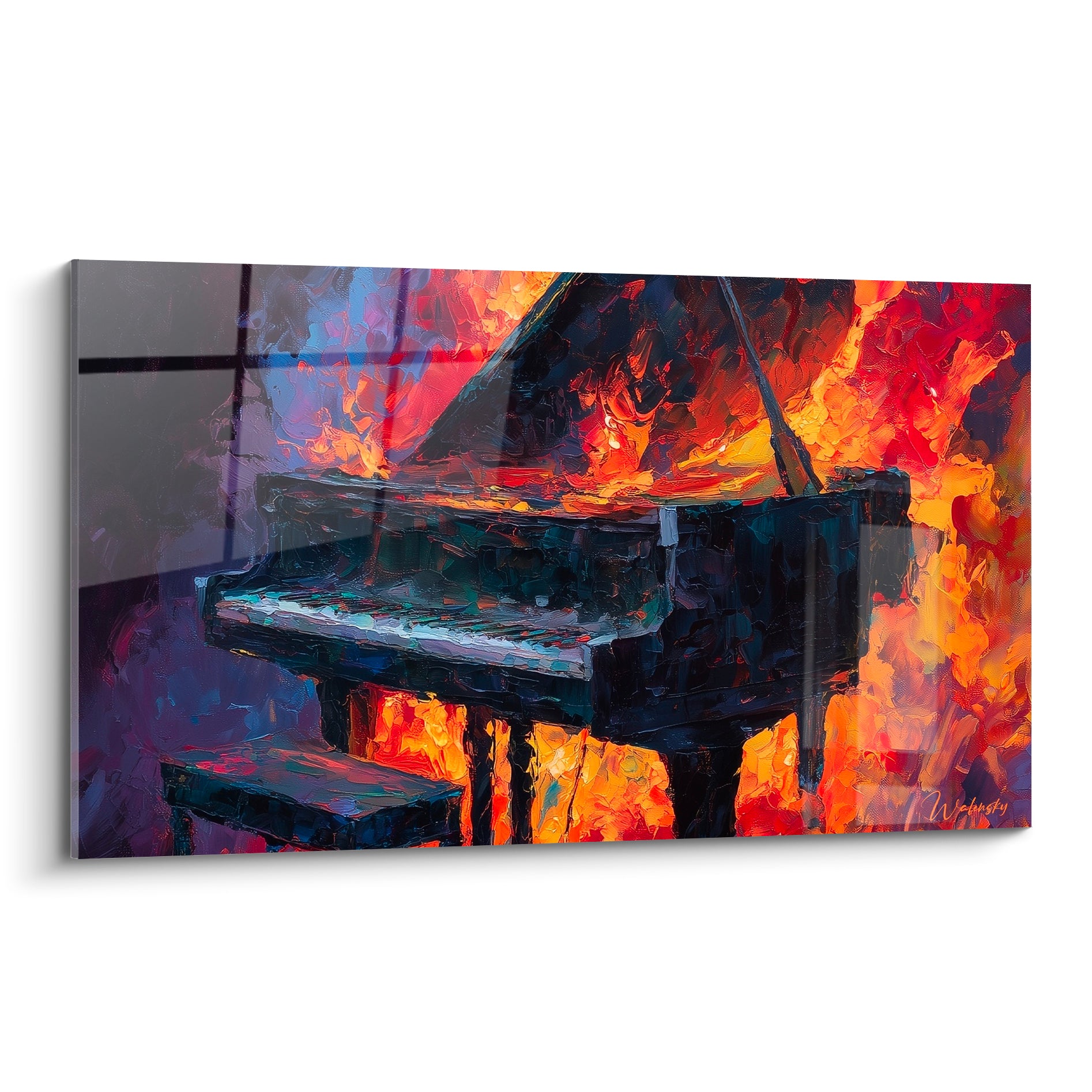 Piano à queue noir embrasé de flammes orangées et rouges sur fond bleu marine violacé