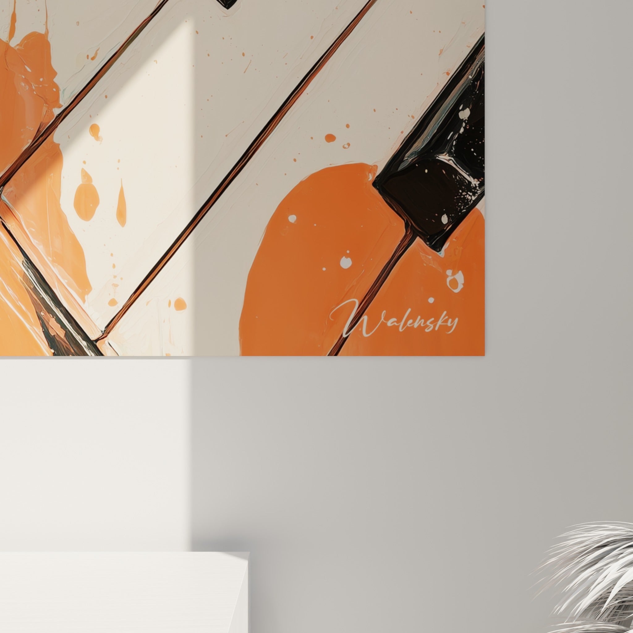 Empâtements orange et coulures noires sur les touches du piano, grain de peinture visible en gros plan sur la toile