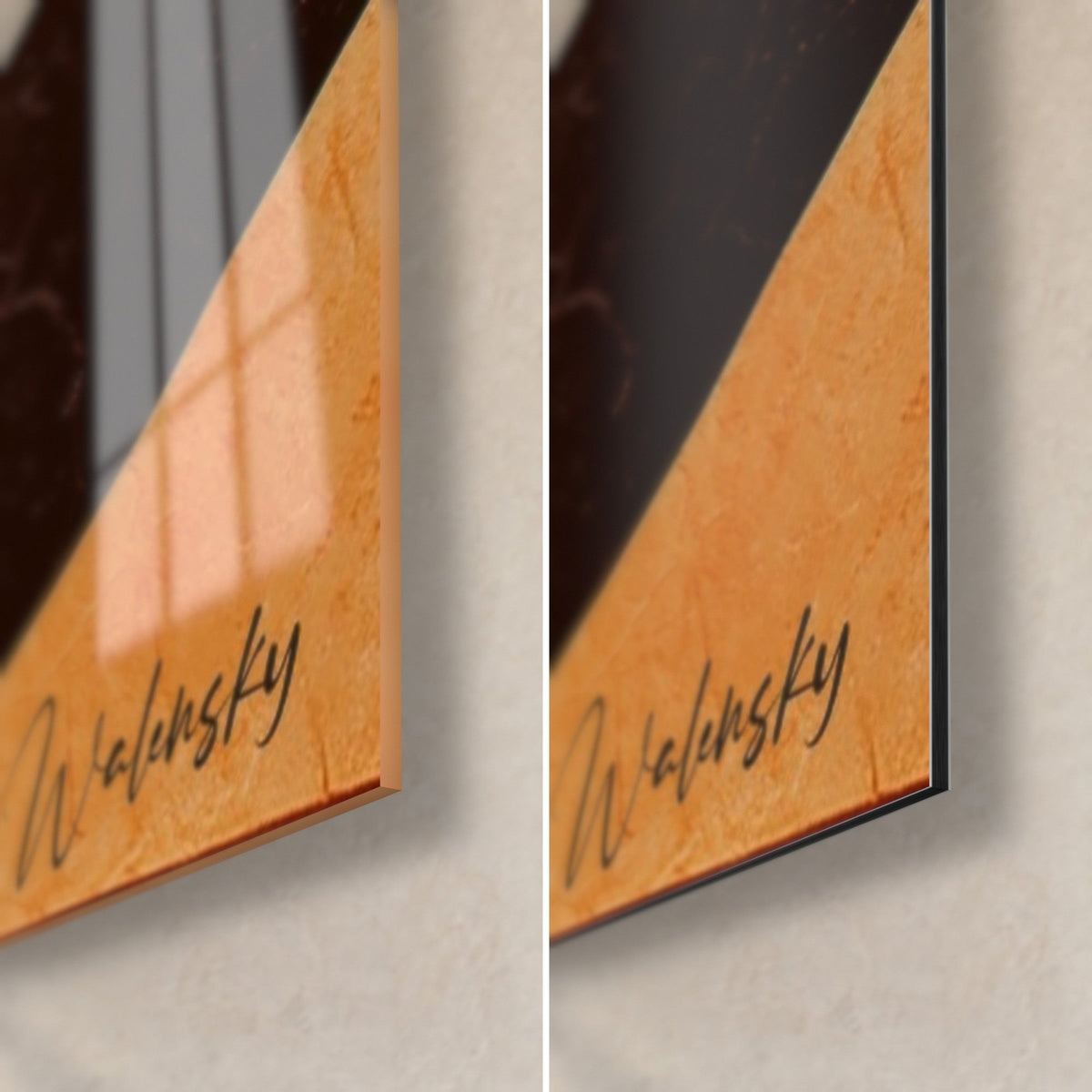 Schilderij zwart instrument met ivoren toetsen, rechtsonder: reflecties op het glanzende glas links, mat oker van het Dibond rechts, dunne rand