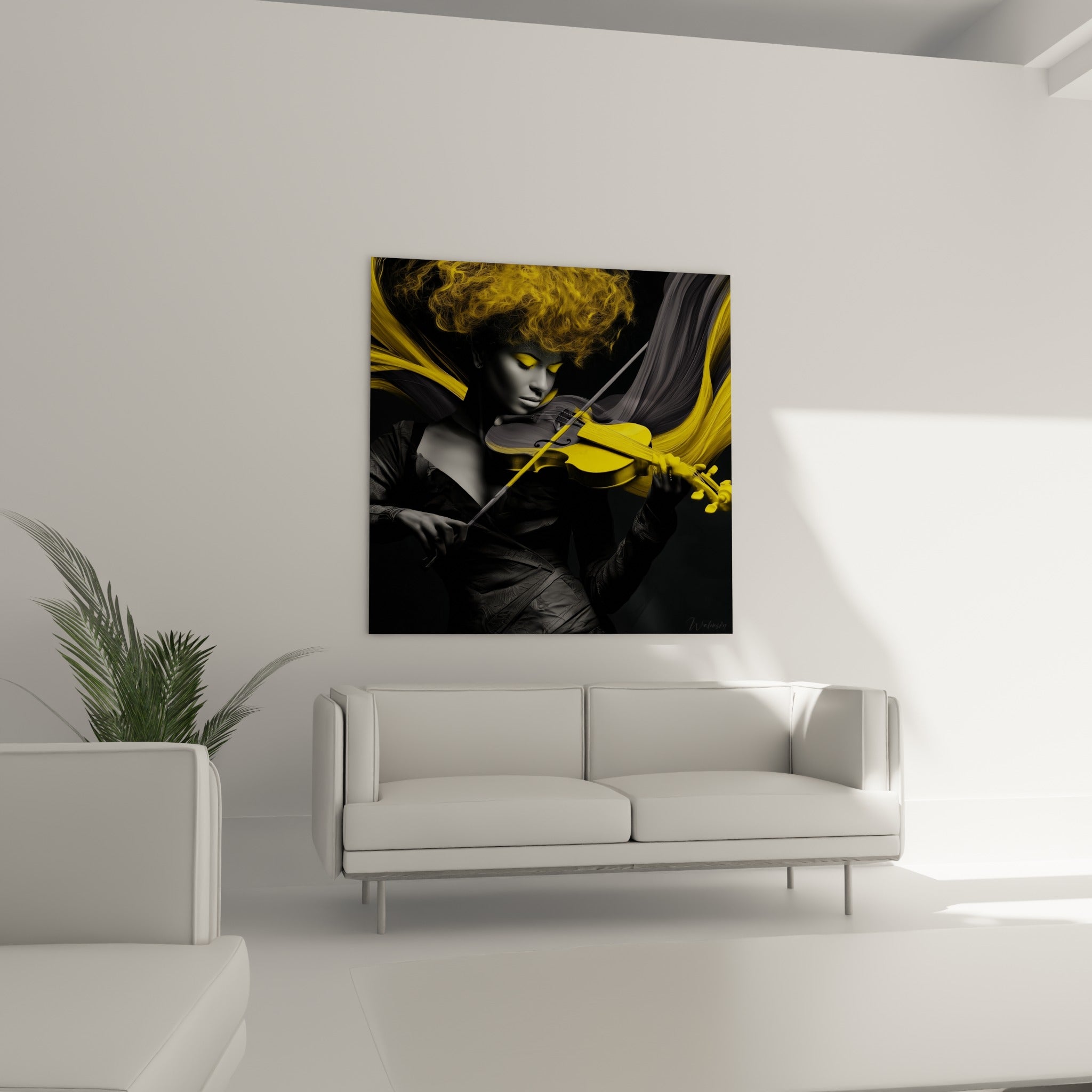Portrait de violoniste aux mèches dorées et vêtement anthracite, au-dessus d'un canapé dans un salon lumineux