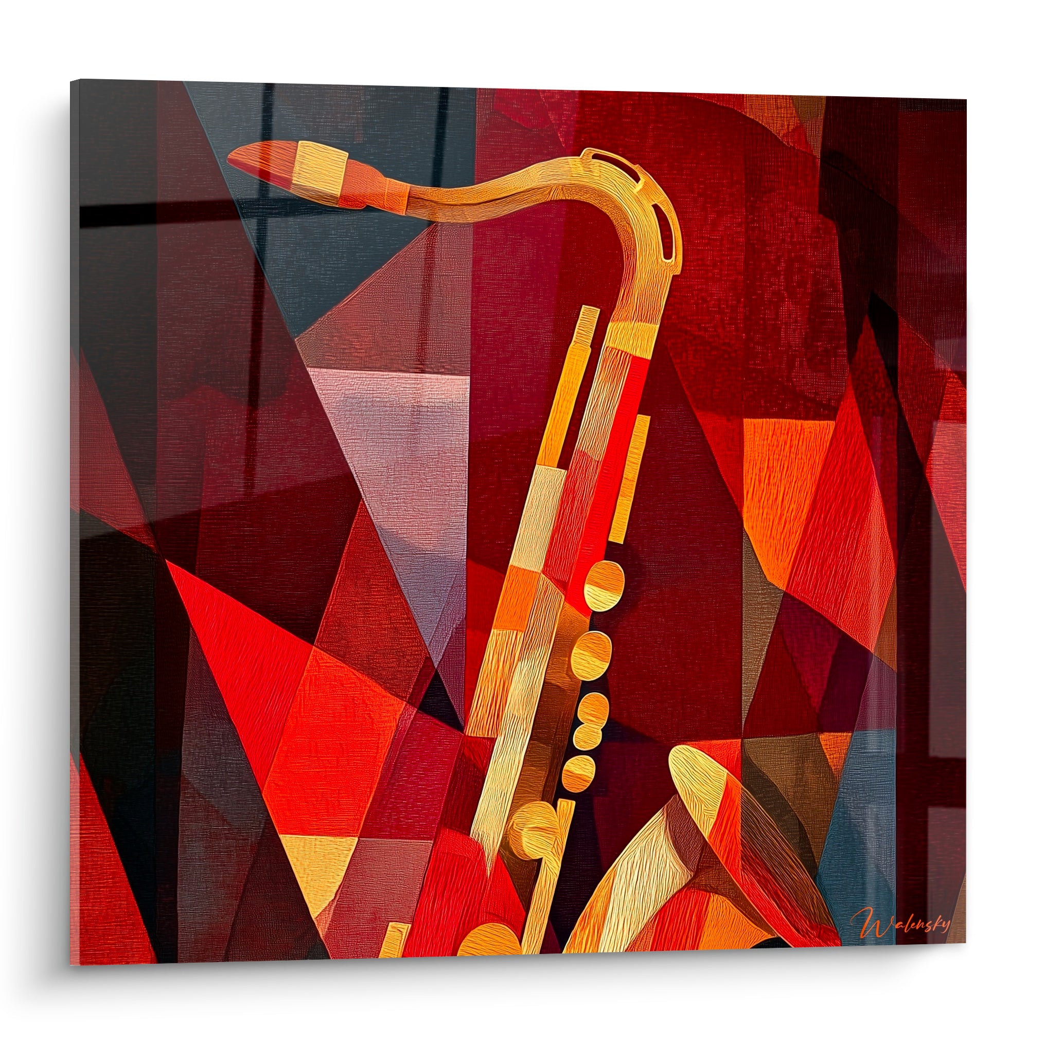 Saxophone doré et cuivré se détache sur un fond cubiste en bordeaux, orange et anthracite fragmenté