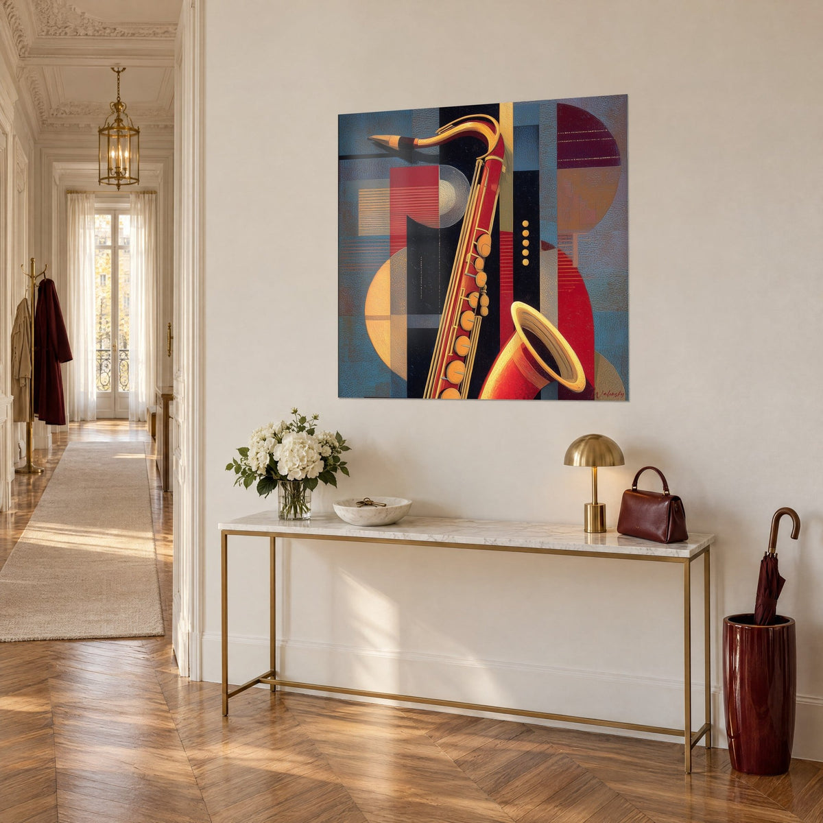 Gemälde eines Jazzinstruments in Karminrot und Gold, ockerfarbene und schwarze geometrische Kreise, Schrägansicht, Konsole und helles Parkett