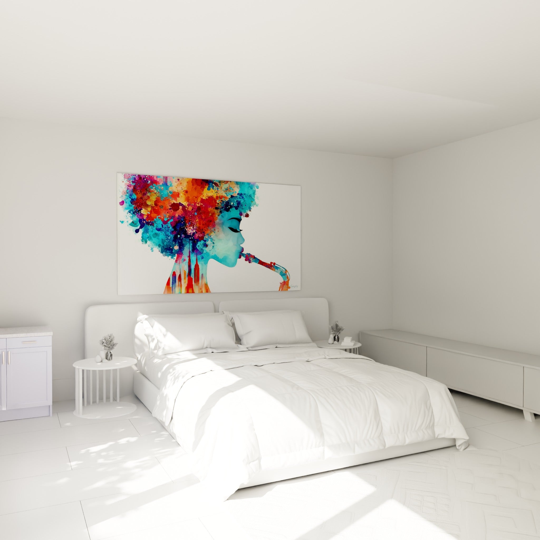Profil d'une joueuse de saxophone bleu pastel et orange vif, au-dessus d'un lit dans une chambre claire