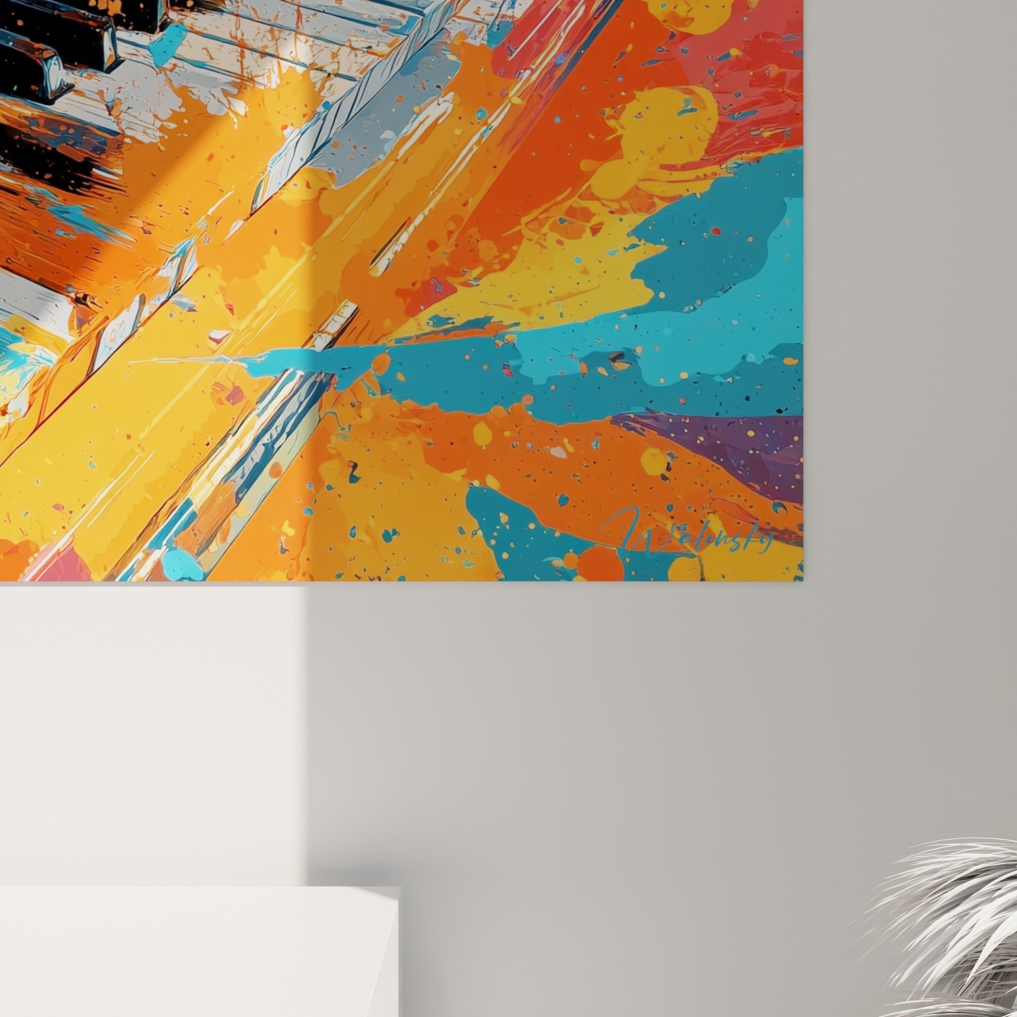 Empâtements de peinture orange et turquoise sur les touches du clavier, grain texturé et coulures visibles