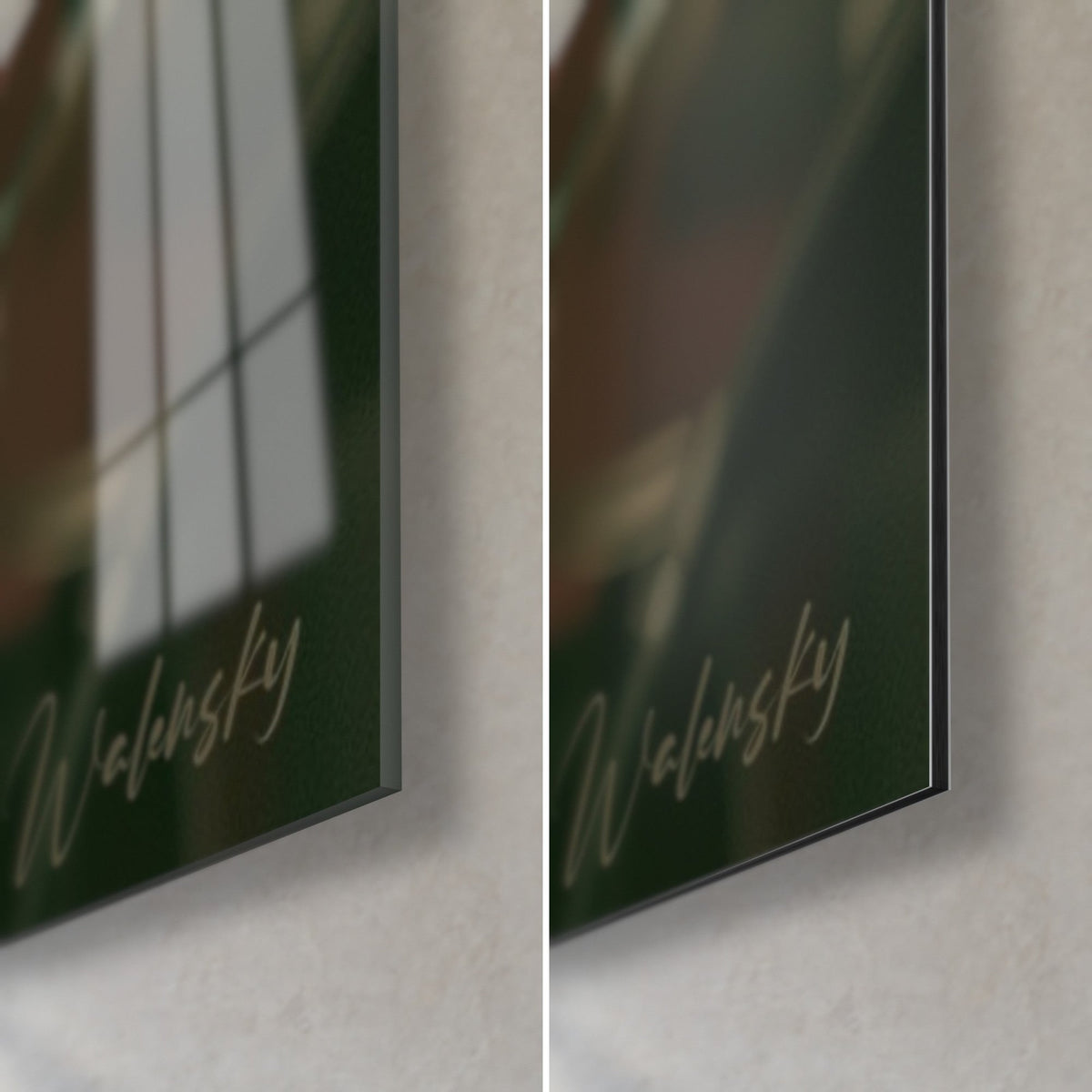 Tableau bassiste en rose et vert profond, coin bas droit : verre acrylique brillant à gauche, Dibond mat à droite, tranche 3 mm