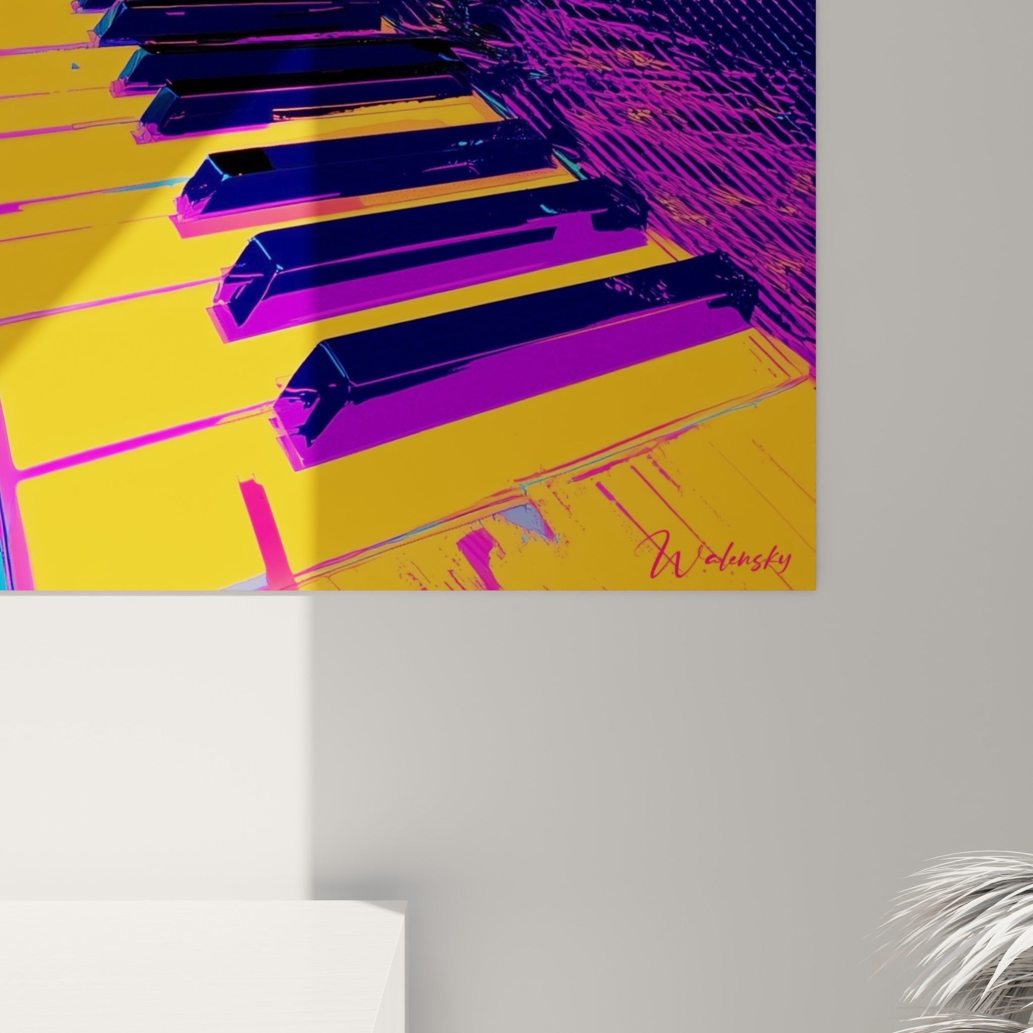 Détail des touches noires et orange du piano, trames et hachures colorées visibles de près