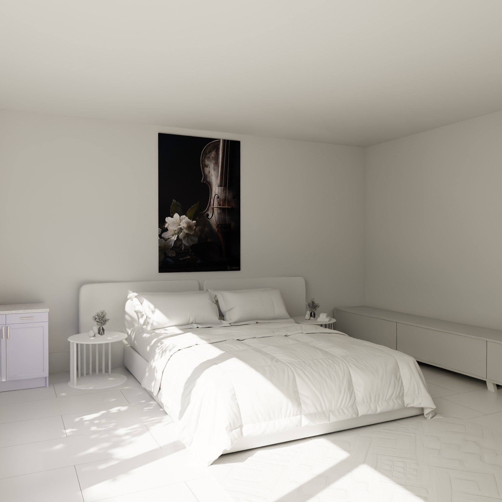 Instrument à cordes brun et bouquet blanc immortalisés au-dessus d'un lit dans une chambre claire