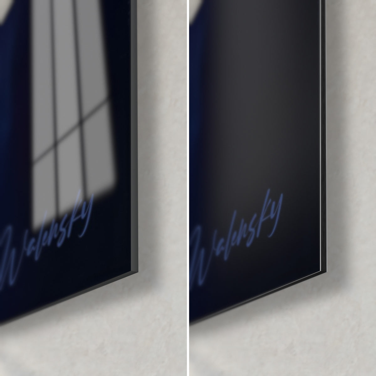 Quadro violino blu notte e ambra, angolo in basso a destra: vetro acrilico lucido con riflessi, Dibond opaco, bordo nero di 3 mm