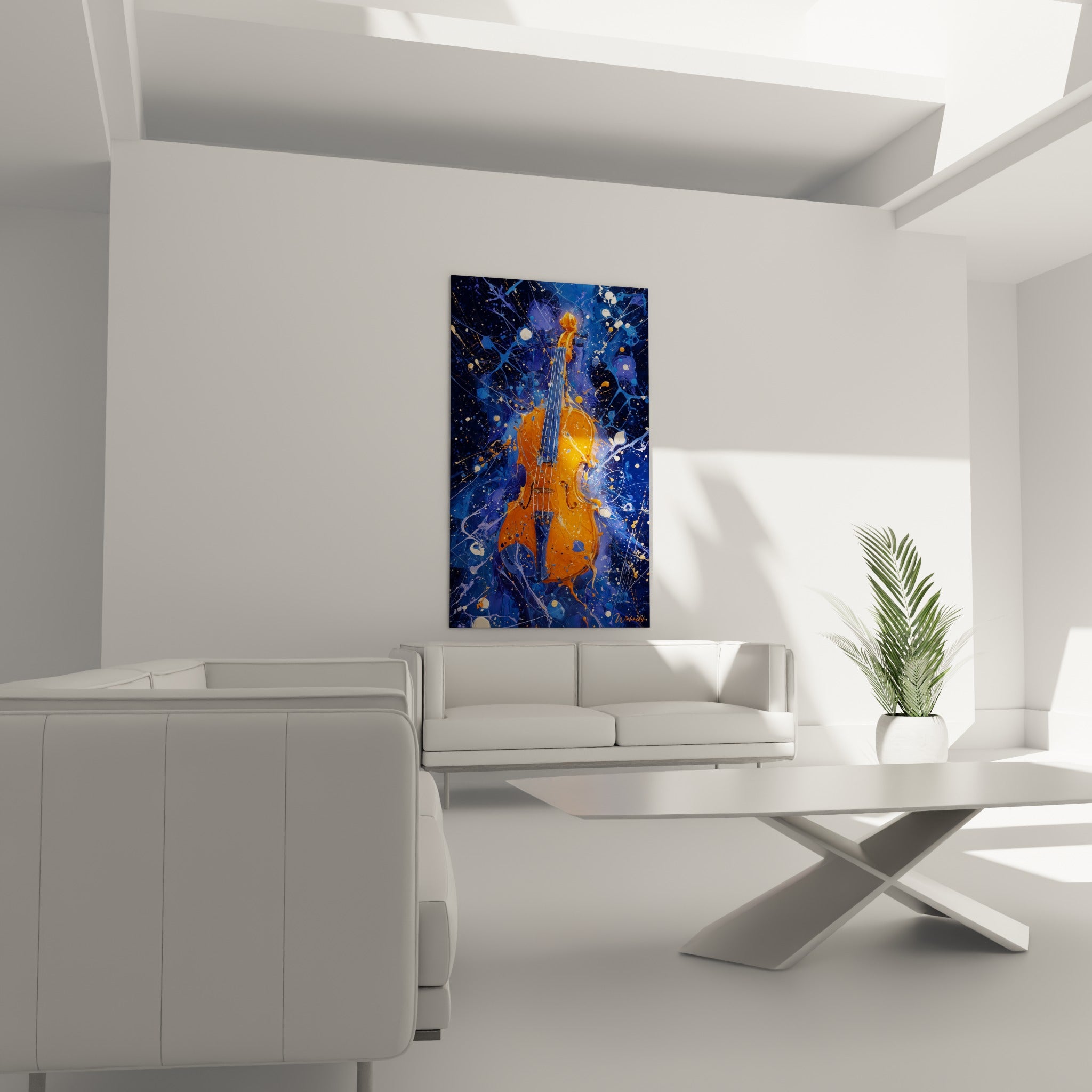 Violon lumineux aux teintes orange et bleu marine, suspendu au-dessus d'un canapé dans un salon lumineux