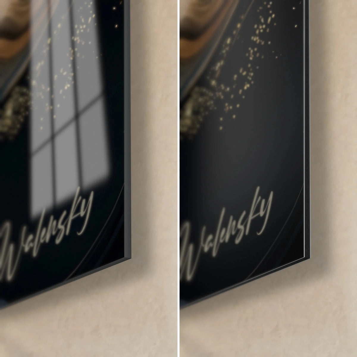 Abstract schilderij in zwart, goud en blauwgrijs, rechtsonder in de hoek, Walensky-handtekening in sierschrift op glanzend glas links, mat Dibond rechts
