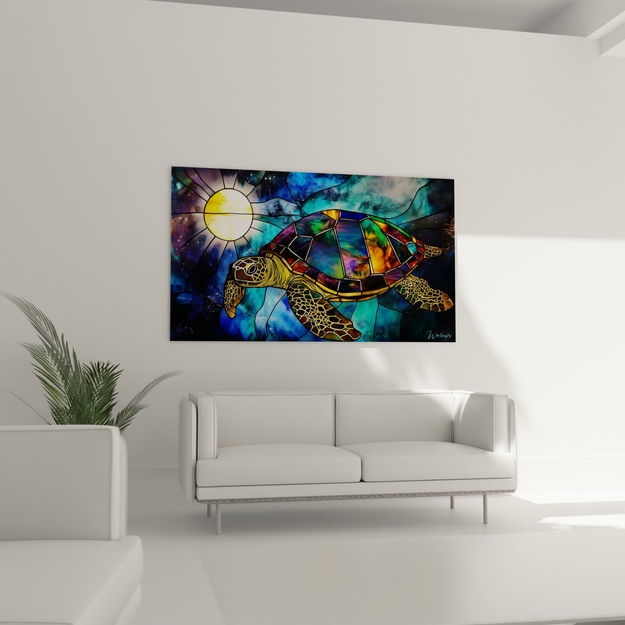 Un tableau en style vitrail montrant une tortue de mer aux teintes dorées et multicolores, se déplaçant gracieusement dans un environnement aquatique aux dégradés de bleu et turquoise, avec un soleil brillant dans l'angle supérieur qui diffuse sa lumière à travers la composition segmentée.
