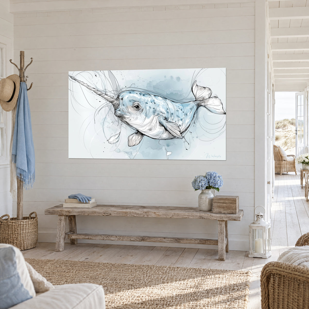 Gemälde Meeres-Einhorn in feiner schwarzer Linienskizze, hellblauer Rücken, weißer Bauch, in einem Haus am Meer