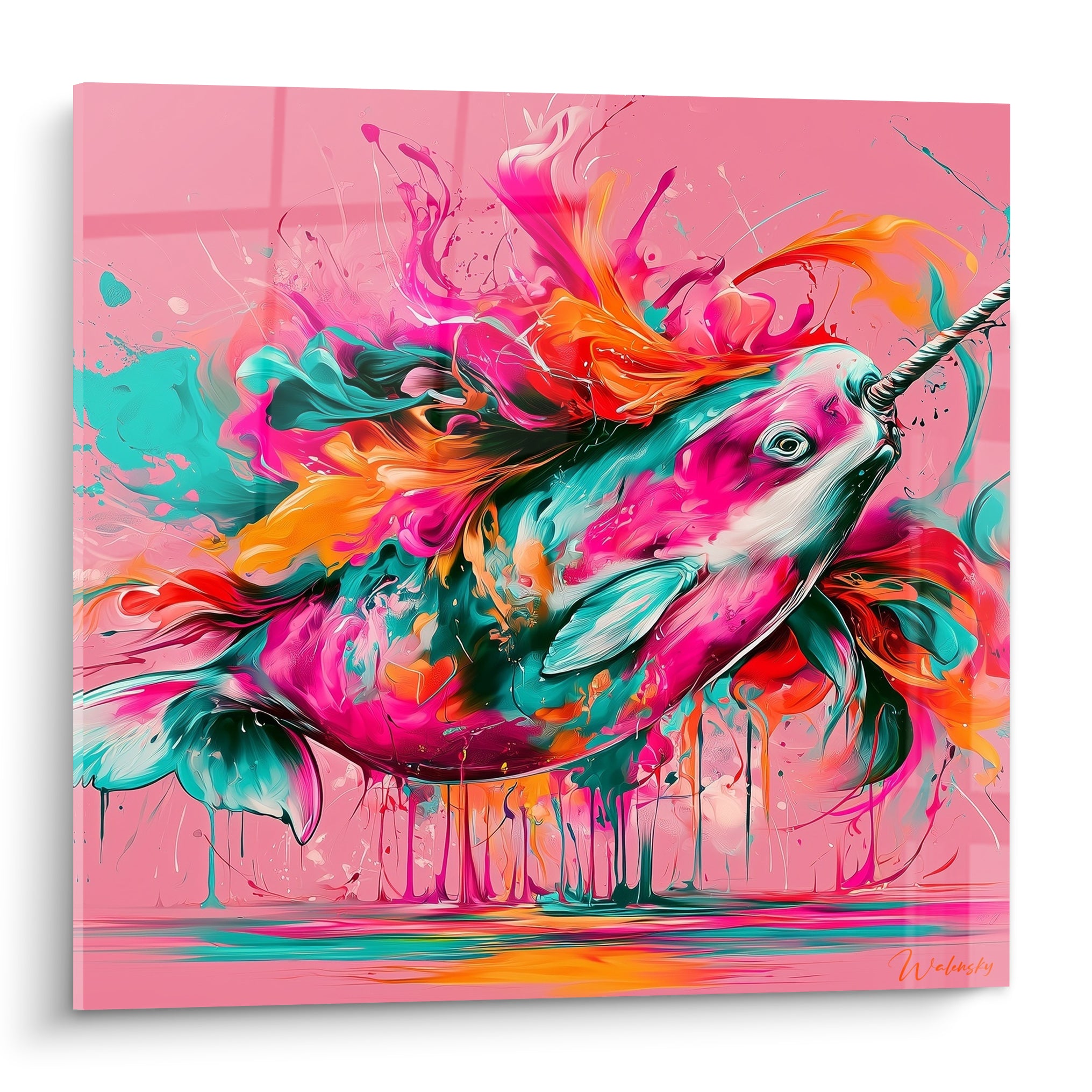 Narval rose et turquoise éclaboussé de peinture, défense striée, fond rose pastel