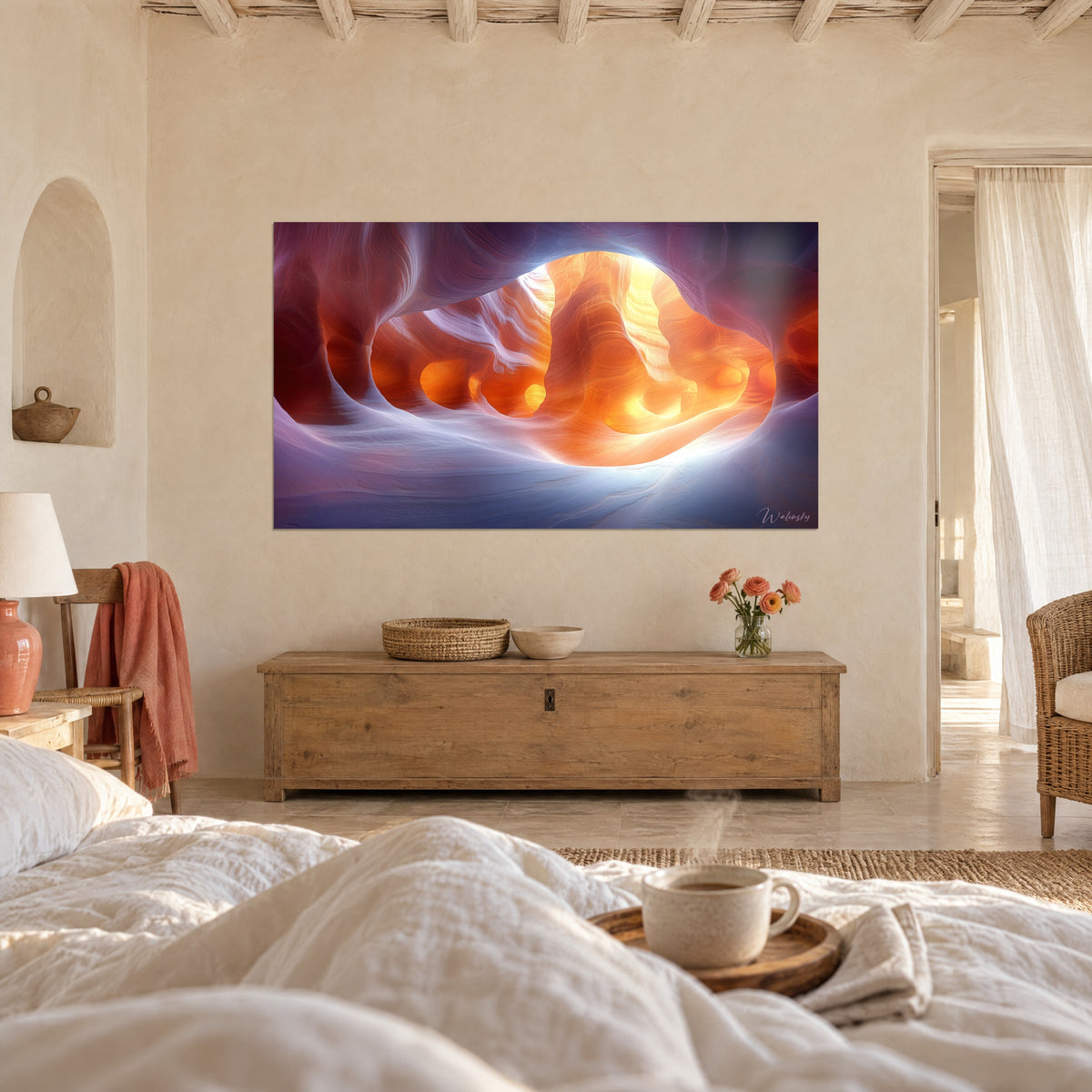 Quadro gola di sabbia ondulata, strati arancio e malva illuminati, sopra un letto in una camera luminosa