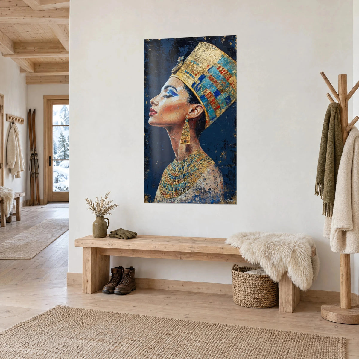 Quadro busto di Nefertiti, collana ousekh in oro e lapislazzuli, palpebra blu vivo, labbra rosse, di fronte a una panca di legno dello chalet