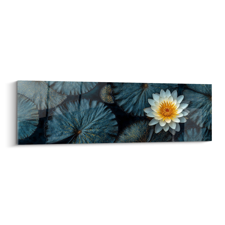 Schilderij Lotus Bloem met Witte Bloem op Blauw Gouden Bladeren - Waterige Serenity - Nymphaeën Editie