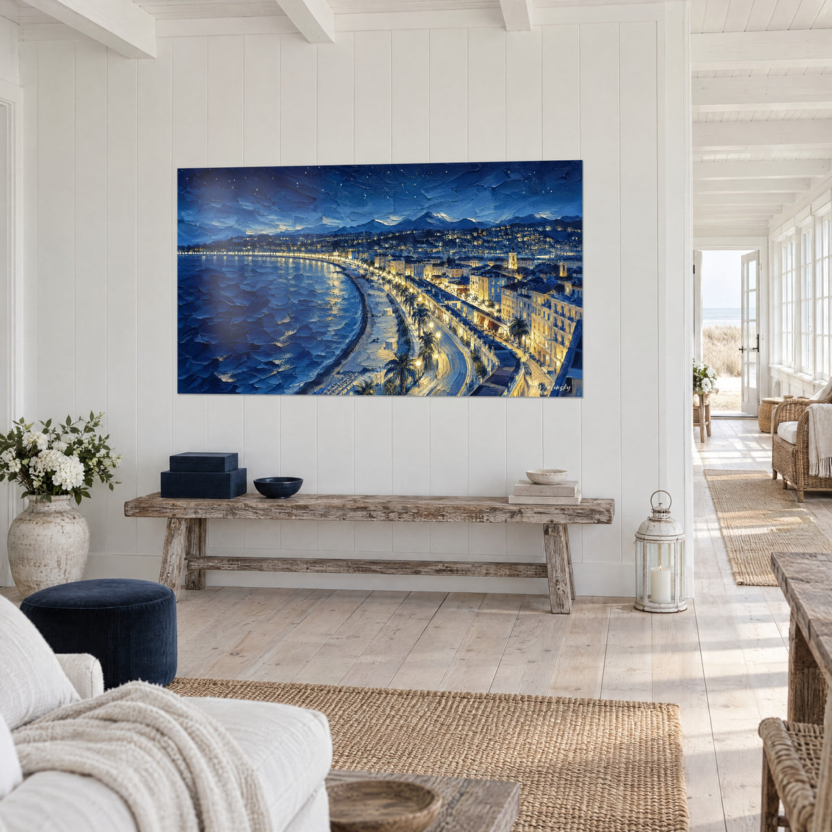 Gemälde Küstenpromenade mit goldenen Laternen, Meer in dicken Wellen von Kobaltblau, in einem Haus am Meer