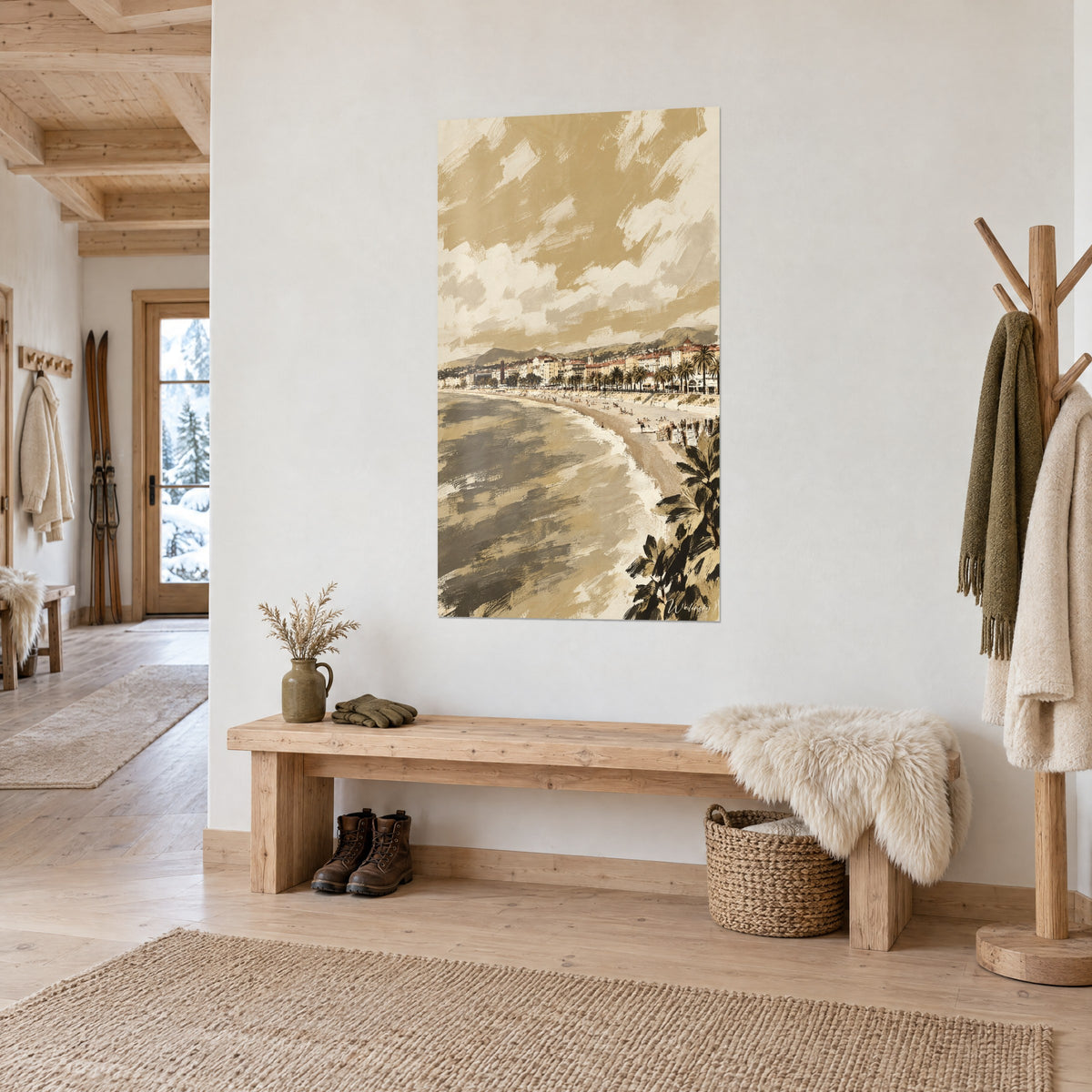 Cuadro bahía de Niza con nubes crema y doradas, edificios ocres en la playa, vista de tres cuartos en un chalet de madera