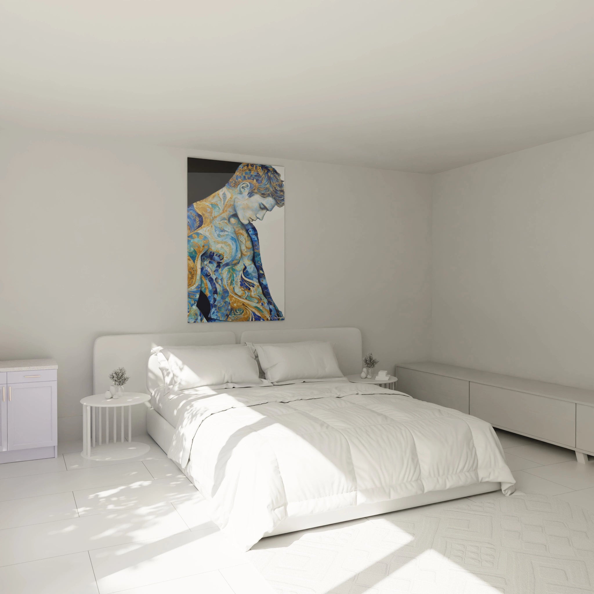Tableau art mural masculin doré dans une chambre moderne avec lit blanc et lumière naturelle