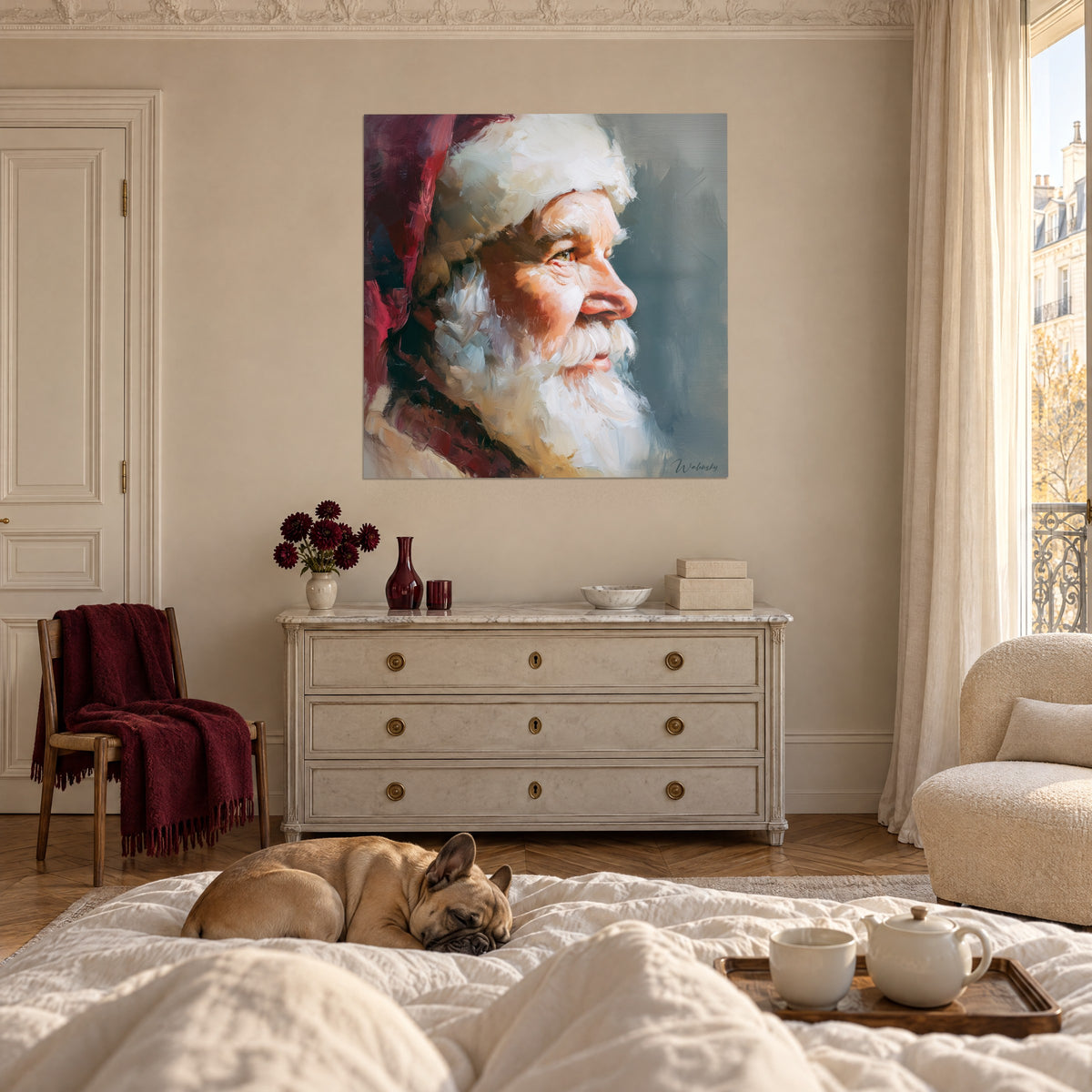 Πίνακας Santa Claus με χρυσαφένιο βλέμμα, ελεφαντοστέινη γενειάδα και καρμινί σκούφια, πάνω από κρεβάτι σε φωτεινή κρεβατοκάμαρα