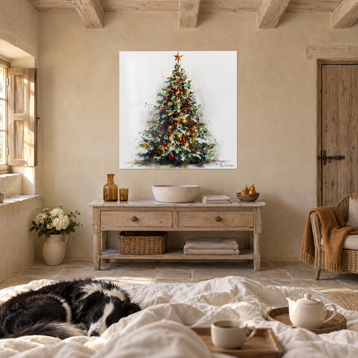 Schilderij verlichte spar, felrode kerstballen tegen diep groen gebladerte, een persoon van achteren en een collie boven een bed in een heldere slaapkamer