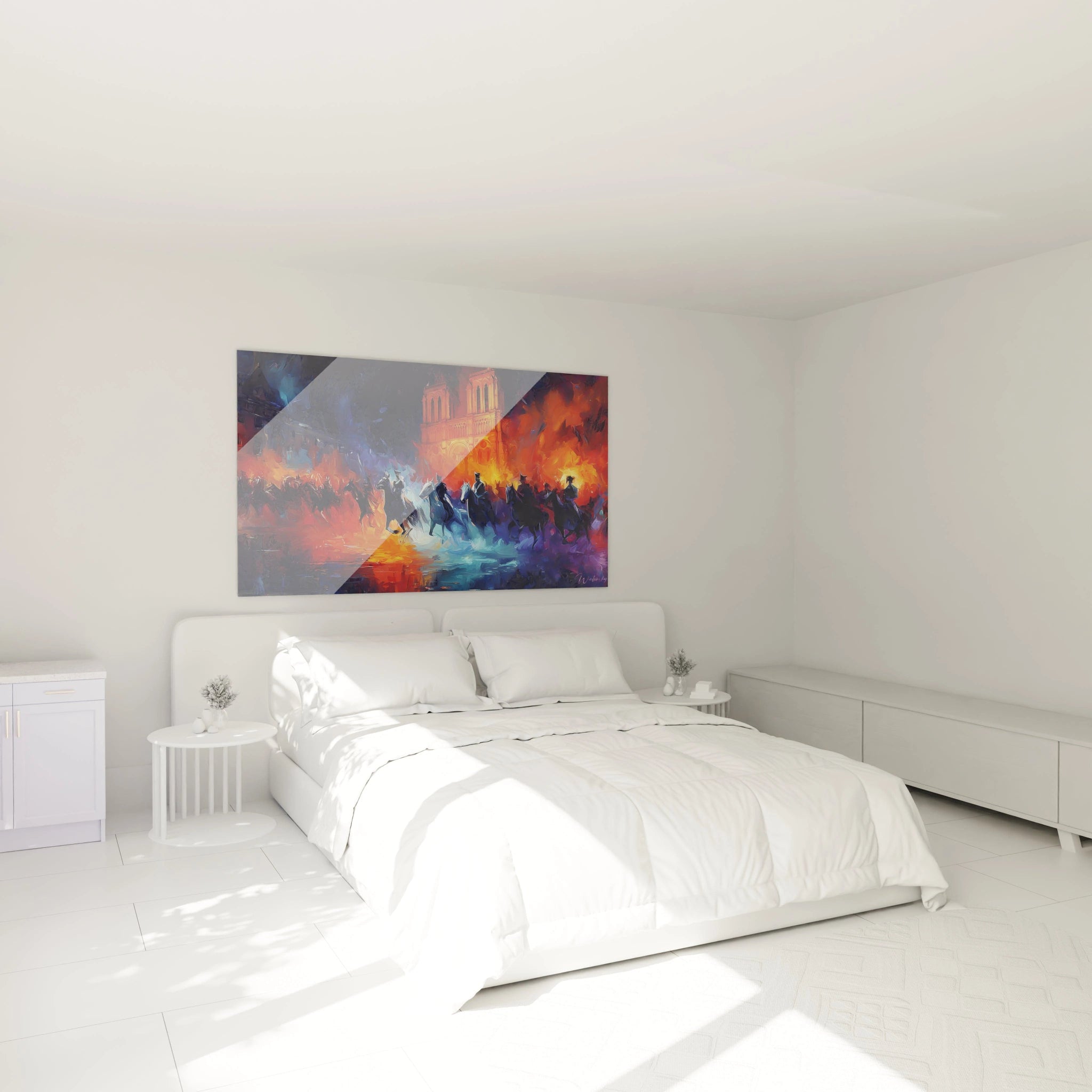 tableau Notre-Dame édition Louis XVI de Walensky au-dessus d'un lit blanc minimaliste dans une chambre claire
