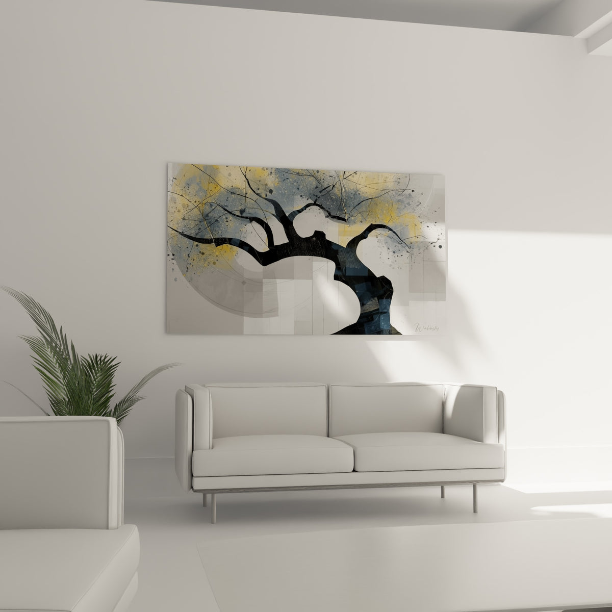 Branches tourmentées d'un olivier anthracite et or au-dessus d'un canapé dans un salon lumineux