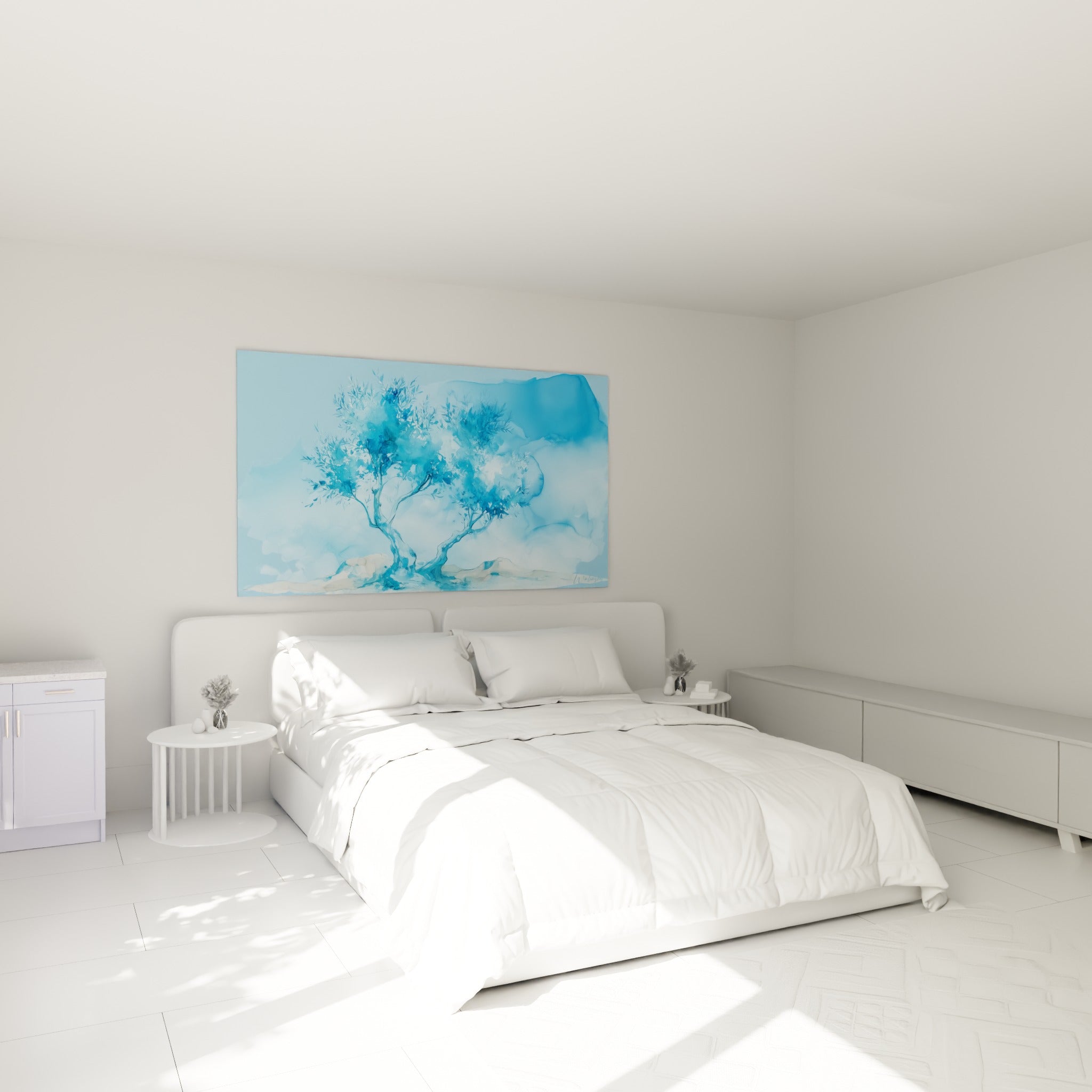 Silhouette bleu turquoise d'un olivier noueux accrochée au-dessus d'un lit dans une chambre claire