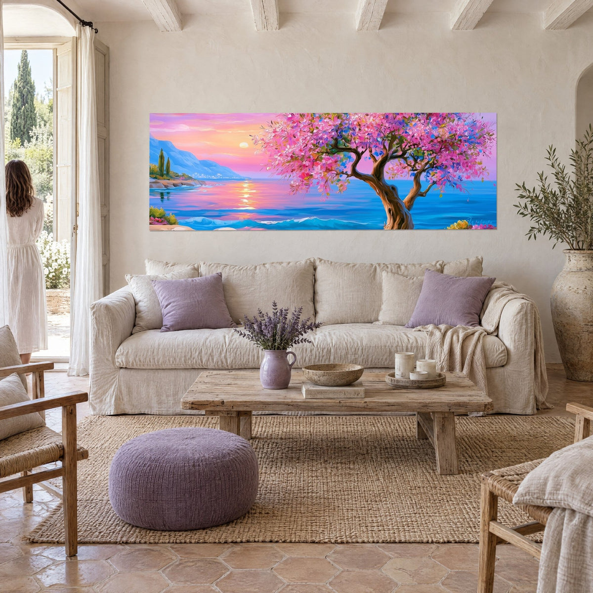 Gemälde Olivenbaum in leuchtend rosa und blauer Blüte, knorriger Stamm vor türkisfarbenem Meer, Sonnenuntergang, über einem Sofa in einem hellen Wohnzimmer