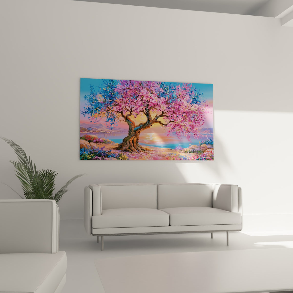 Silhouette dorée du coucher de soleil derrière l'olivier fleuri, accrochée au-dessus d'un canapé dans un salon lumineux