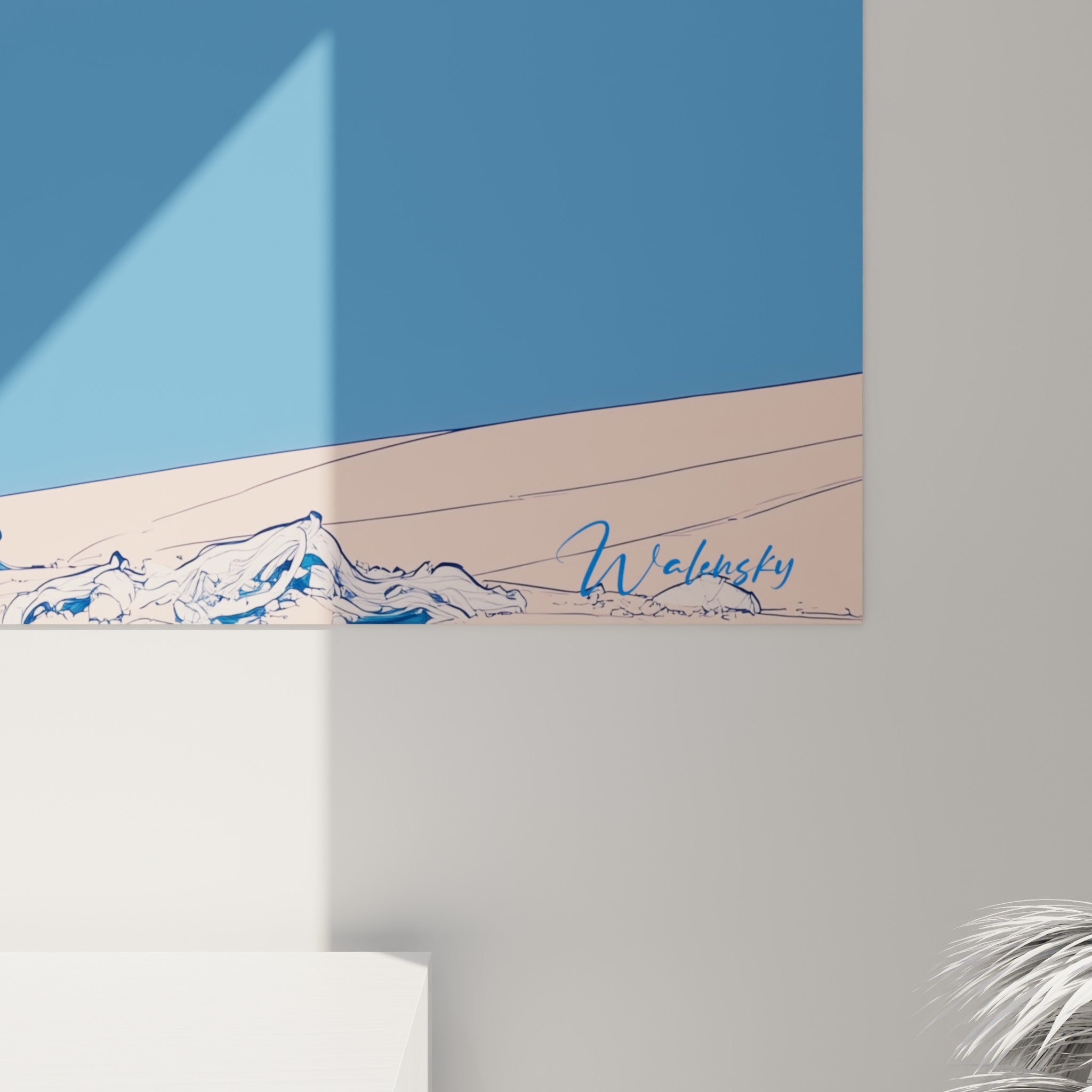 Détail du tronc noueux blanc et bleu de l'olivier, traits graphiques fins et contrastes marqués visibles de près