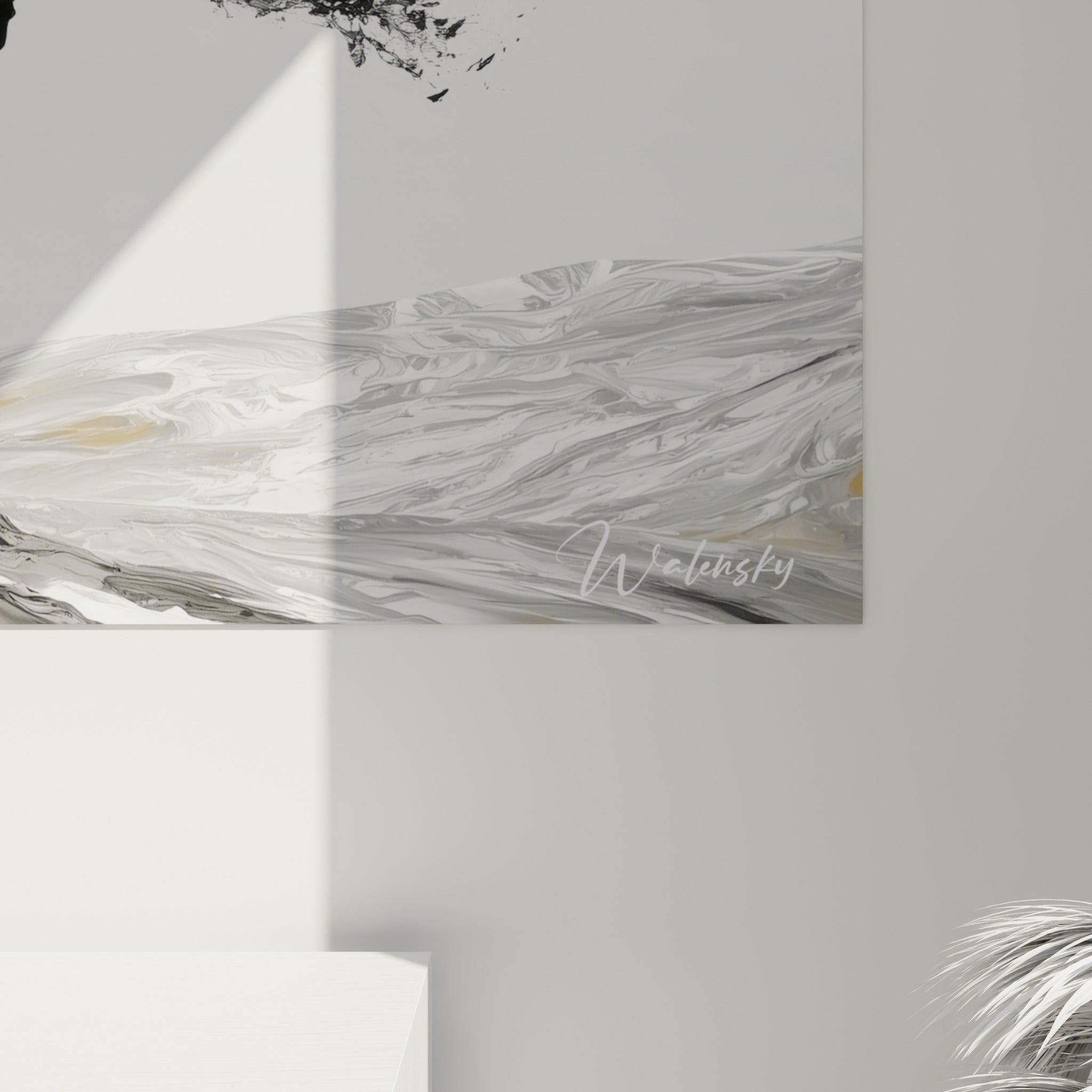 Matière peinte de l'olivier révélant empâtements noirs et reflets dorés dans la texture argentée