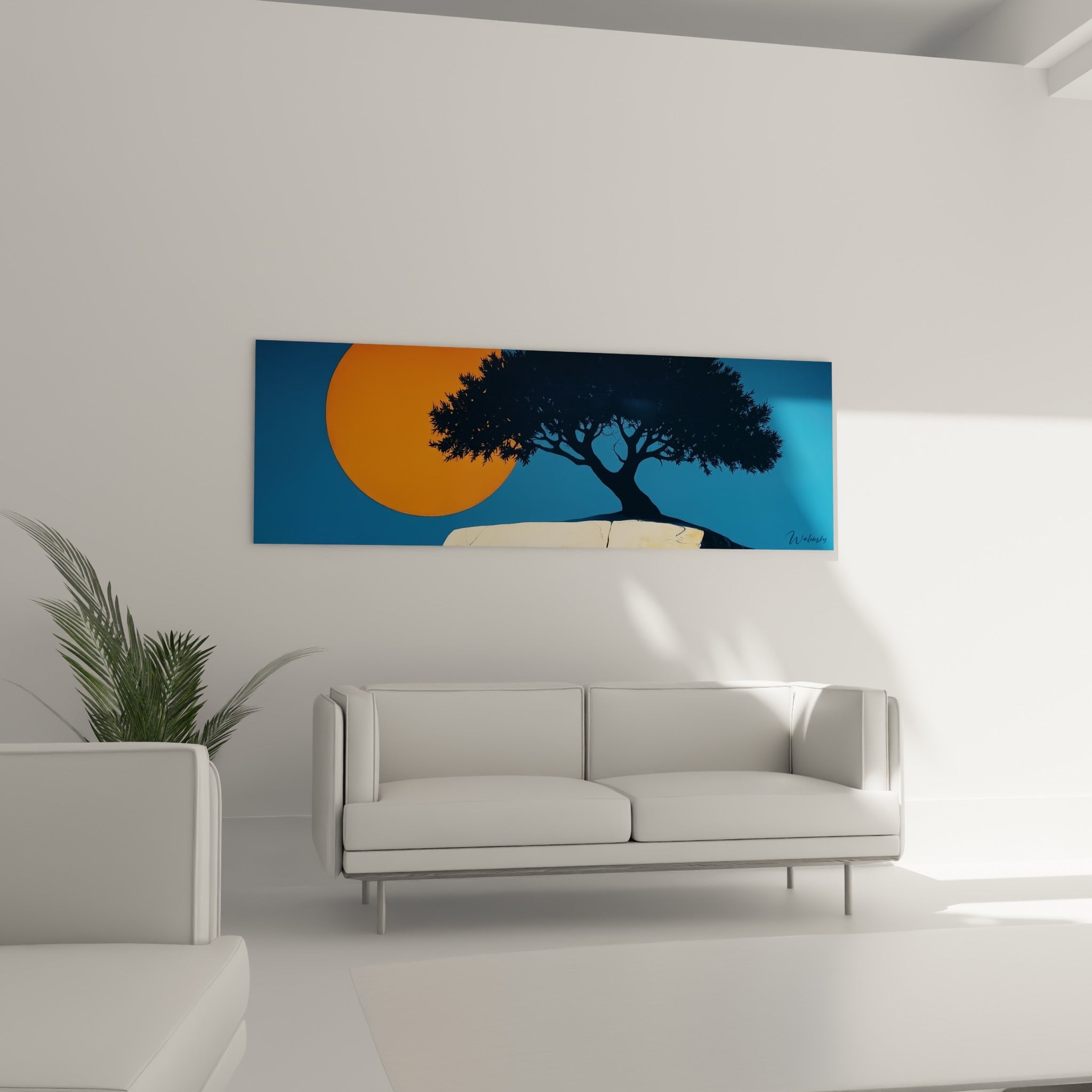 Arbre olivier noir sur fond bleu et disque orange, au-dessus d'un canapé dans un salon lumineux