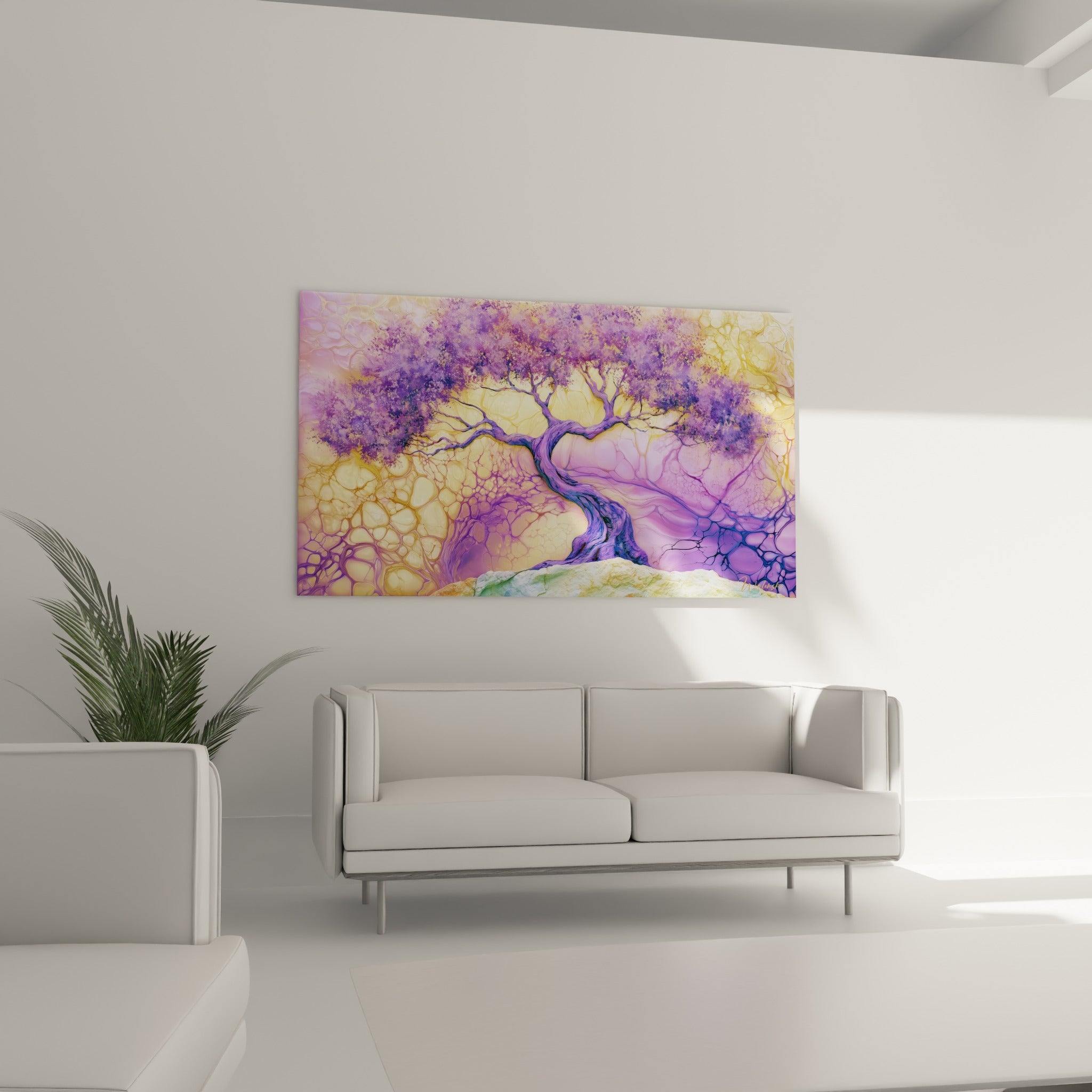 Silhouette d'olivier mauve et ocre déployée sur toile, au-dessus d'un canapé dans un salon lumineux