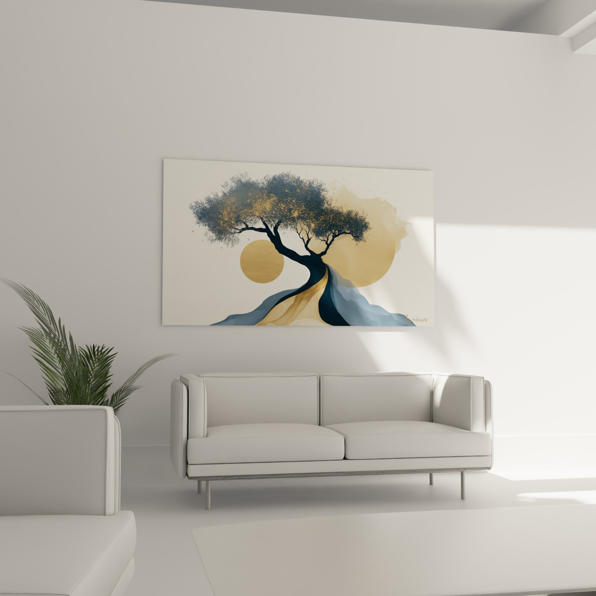 Arbre graphique aux teintes dorées et bleu ardoise placé au-dessus d'un canapé dans un salon lumineux