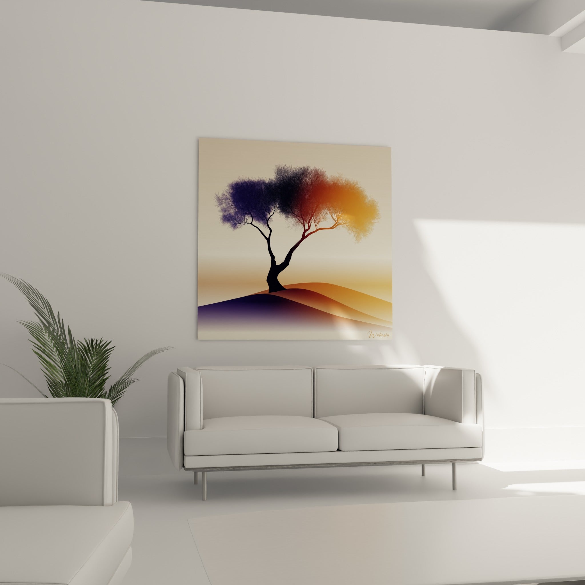 Arbre isolé aux teintes violettes et cuivrées se détachant sur fond crème, au-dessus d'un canapé dans un salon lumineux