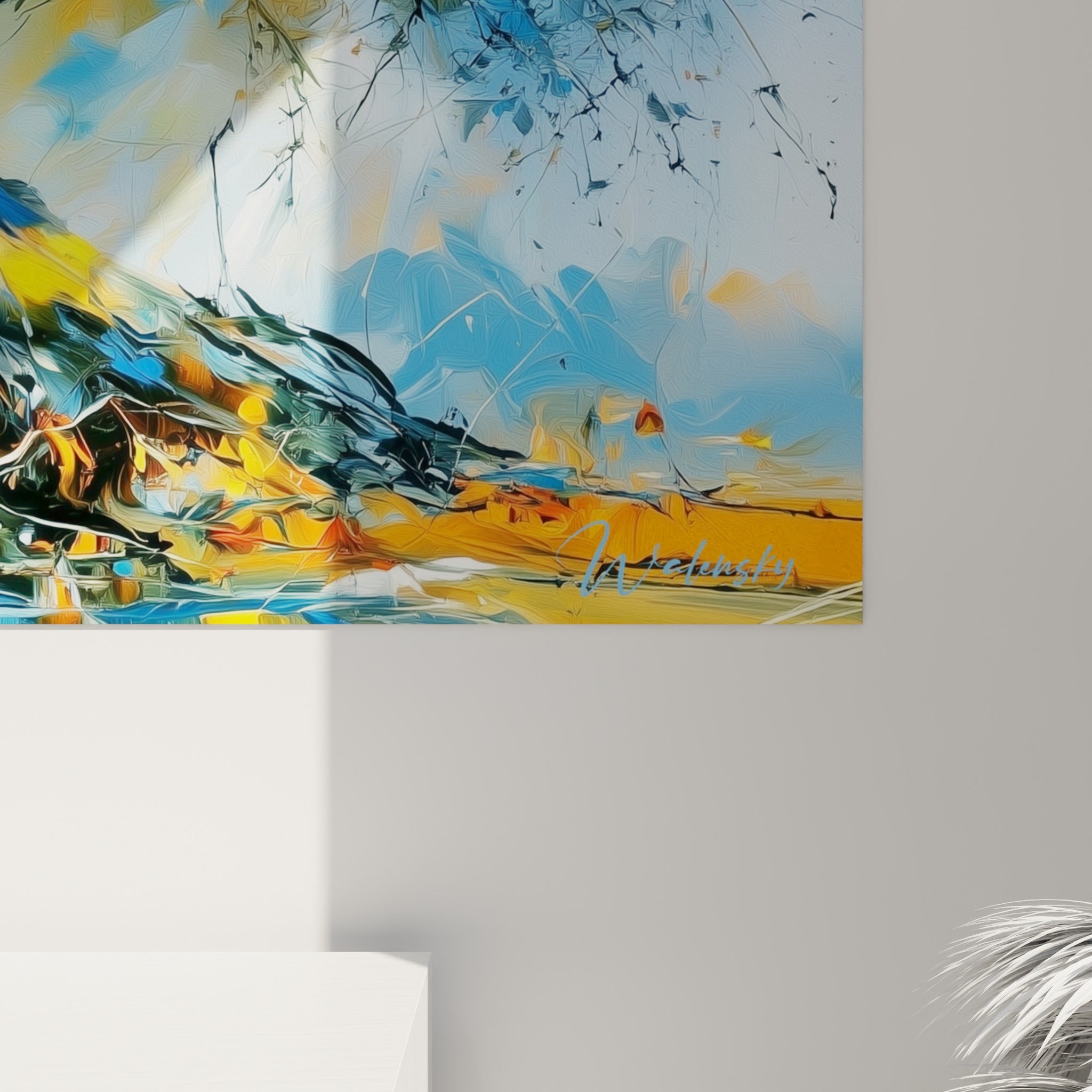 Empâtements de peinture orange et bleu marine formant l'écorce noueuse d'un olivier en gros plan