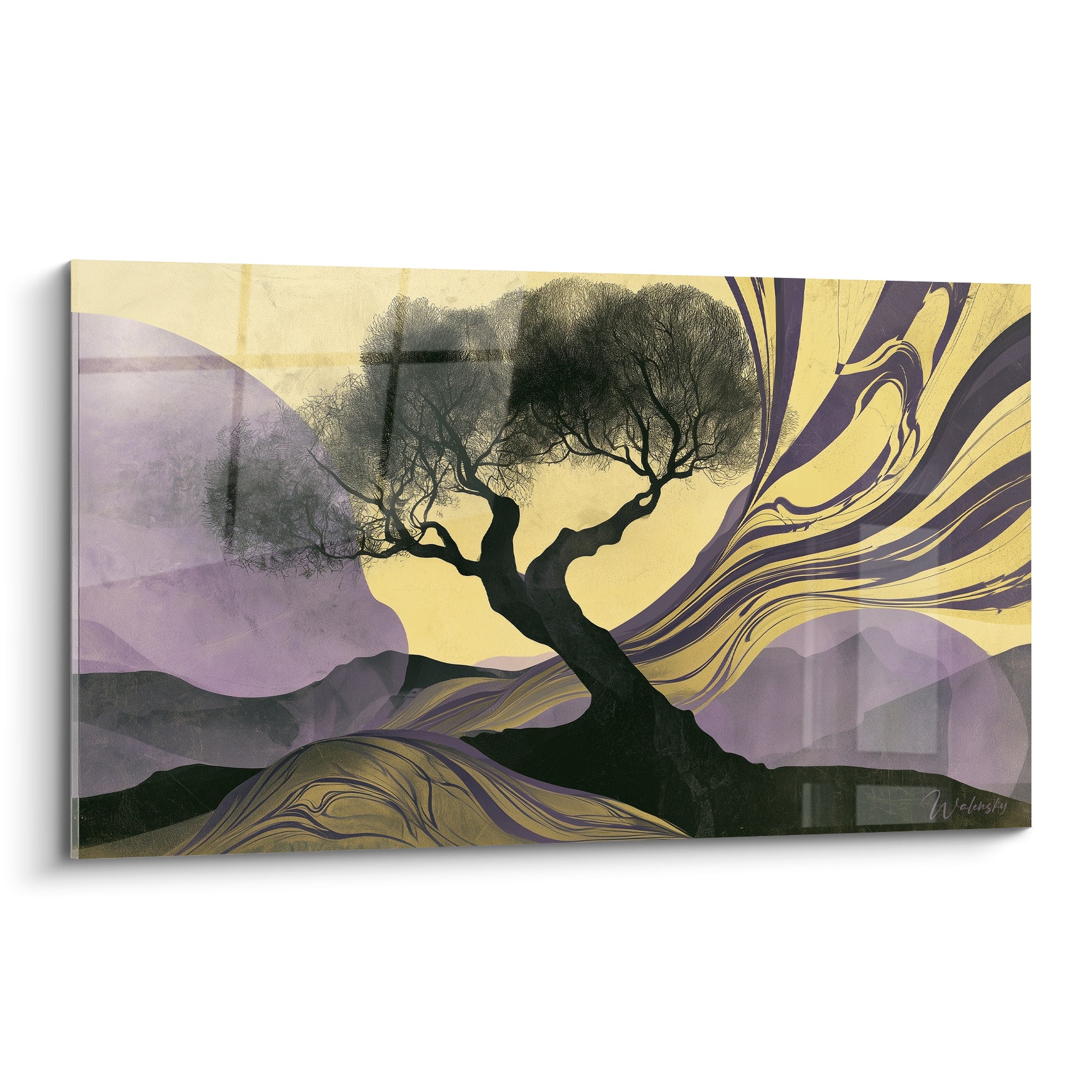 Olivier au tronc noir sinueux, entouré de vagues dorées et violettes sur fond jaune pâle
