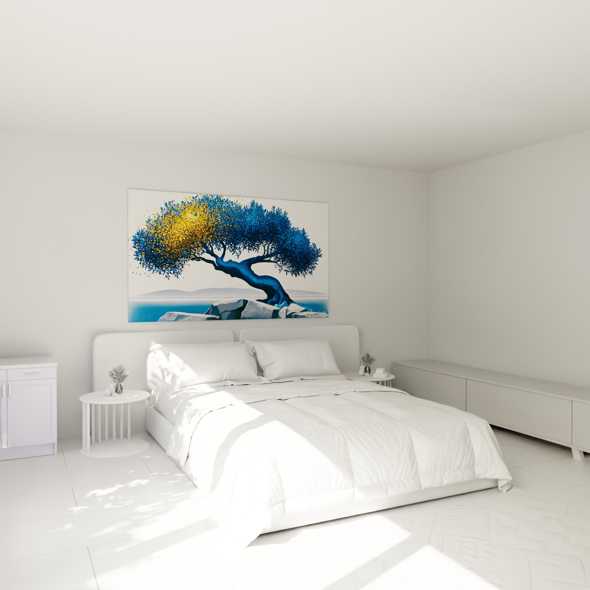 Silhouette d'olivier bleu et or aux branches courbées, accrochée au-dessus d'un lit dans une chambre claire