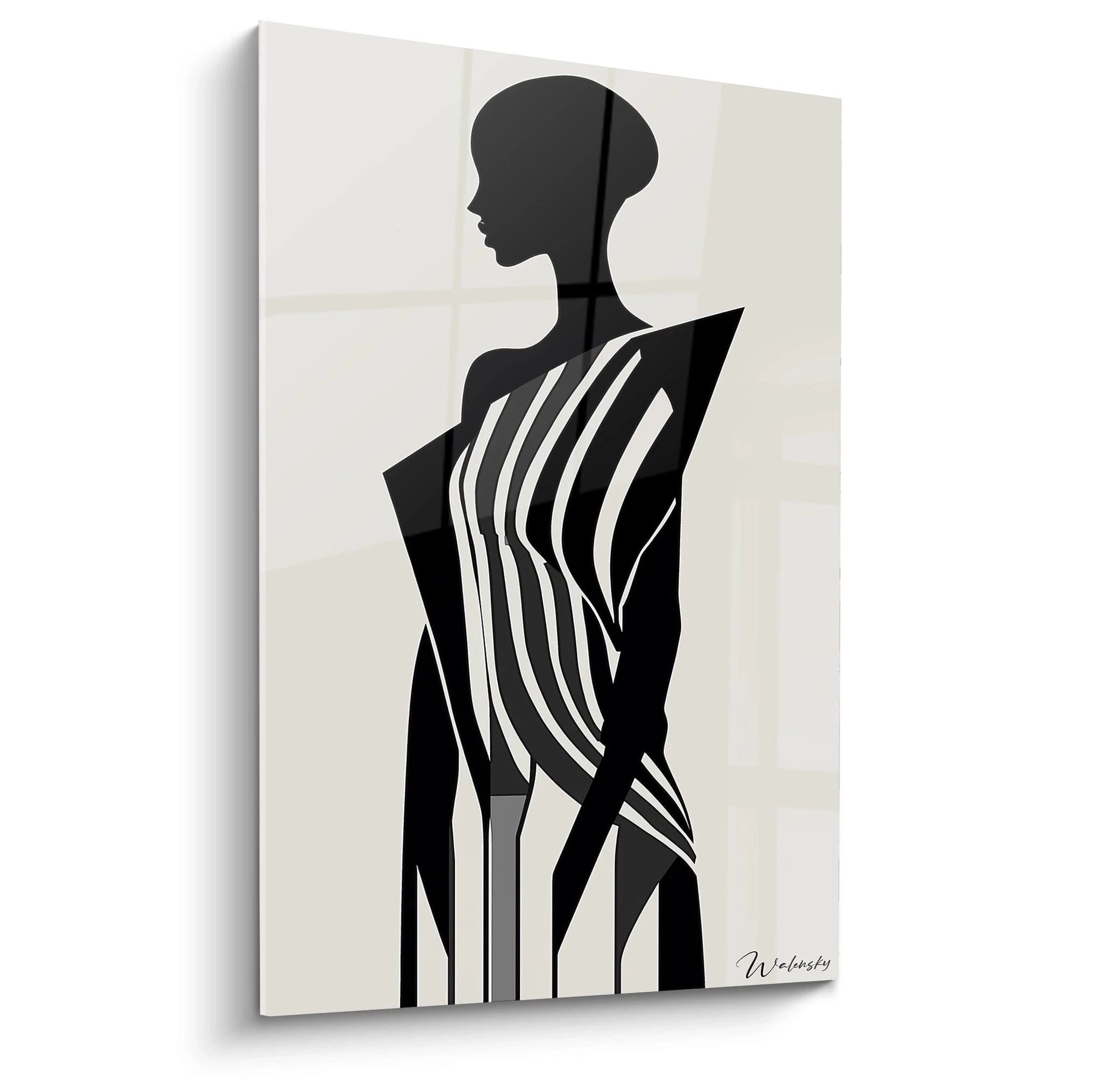 Un tableau rayures noir et blanc représentant une silhouette féminine élancée de profil, avec des lignes ondulantes traversant le corps, créant une illusion de volume sur fond beige clair. Les contrastes graphiques et la géométrie minimaliste dominent la composition.
