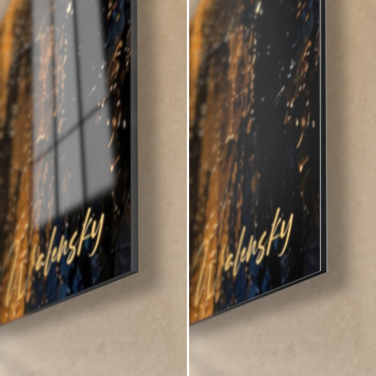 Tableau maestro en habit noir, coin bas droit : verre acrylique brillant aux reflets et alu Dibond mat, tranche de 3 mm, or et bleu