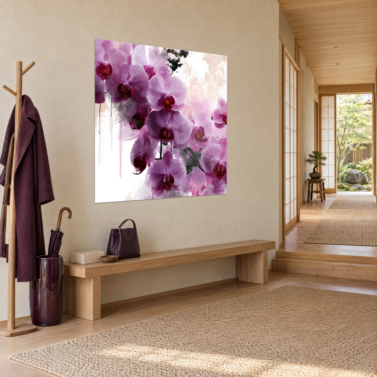 Cuadro de racimo de phalaenopsis lilas con salpicaduras beige y negras, vista de tres cuartos en un recibidor japandi de madera clara