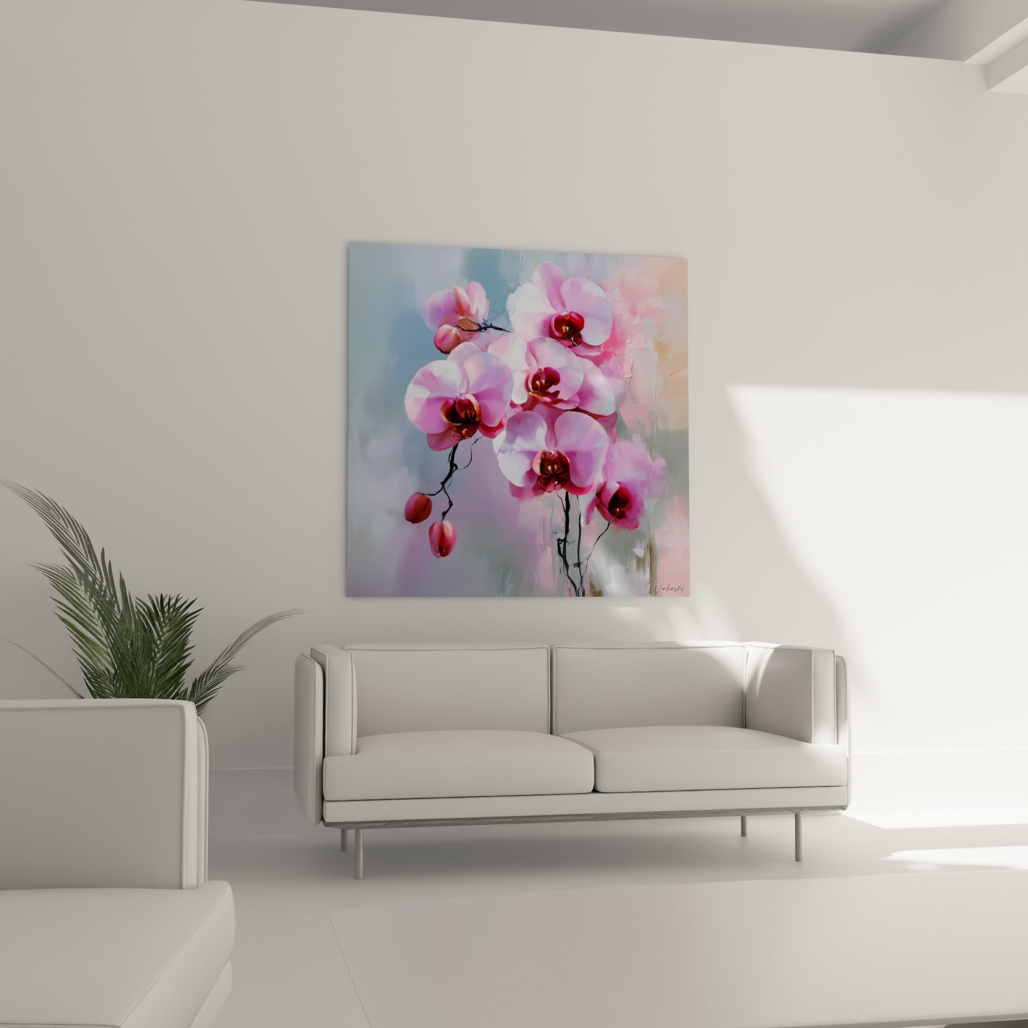 Fleurs d'orchidée rose et corail texturées accrochées au-dessus d'un canapé dans un salon lumineux